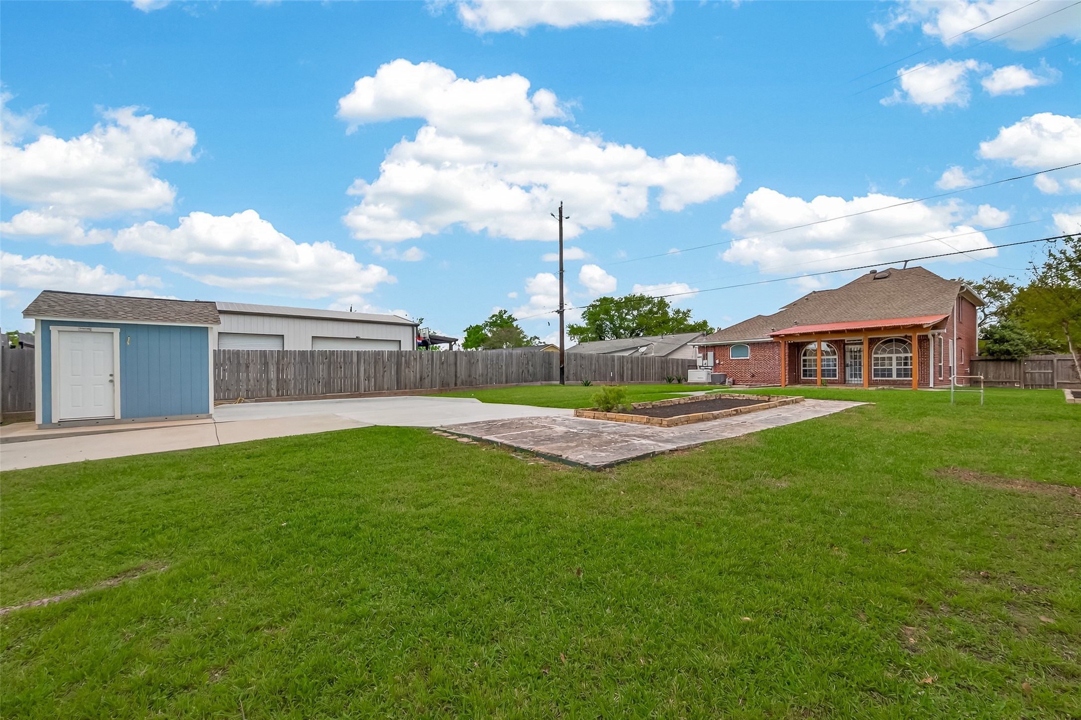 2406 Droxford Drive Property Photo 44