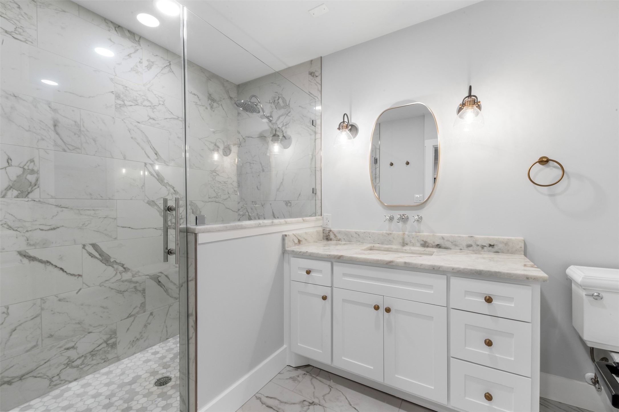 1723 Albans Road Property Photo 21