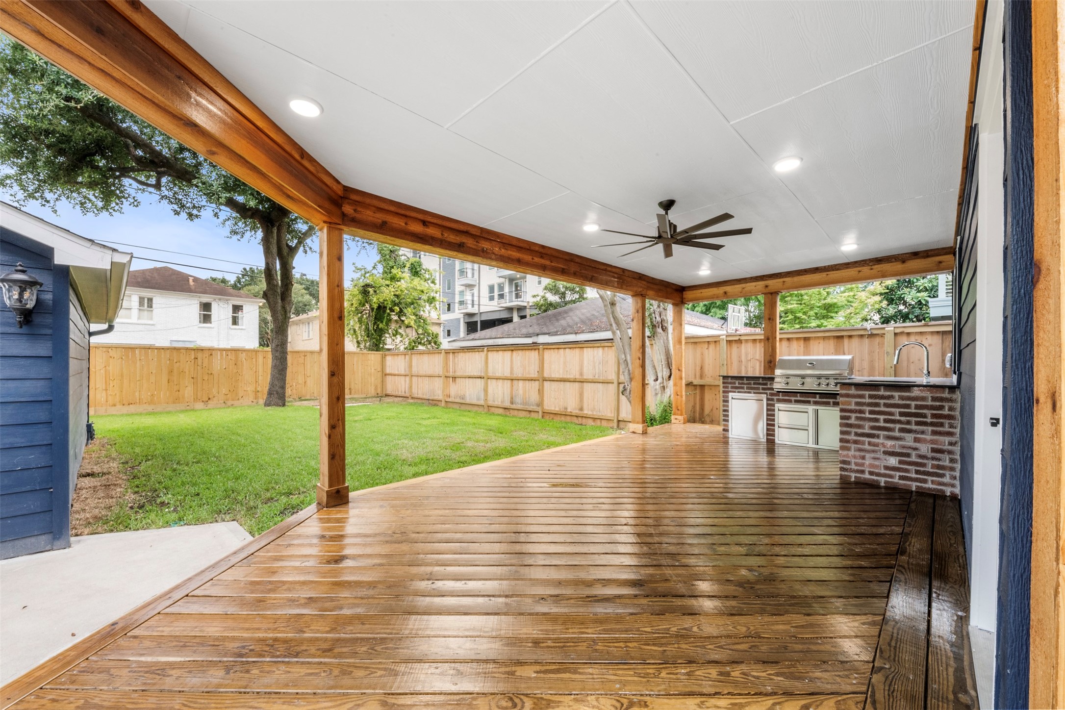 1723 Albans Road Property Photo 45