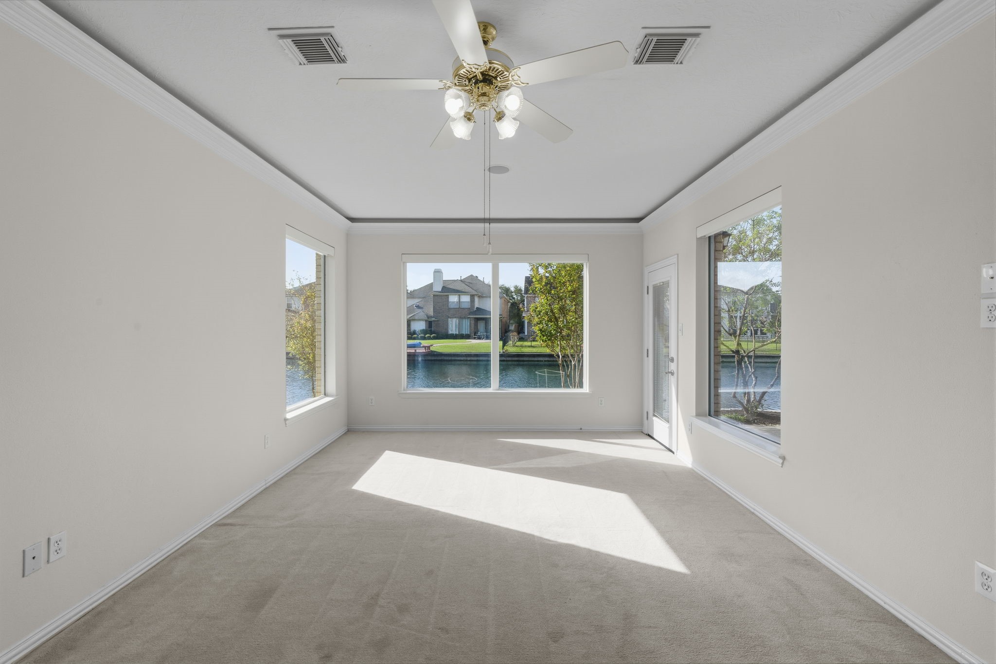 10103 Lazy Lagoon Property Photo 21