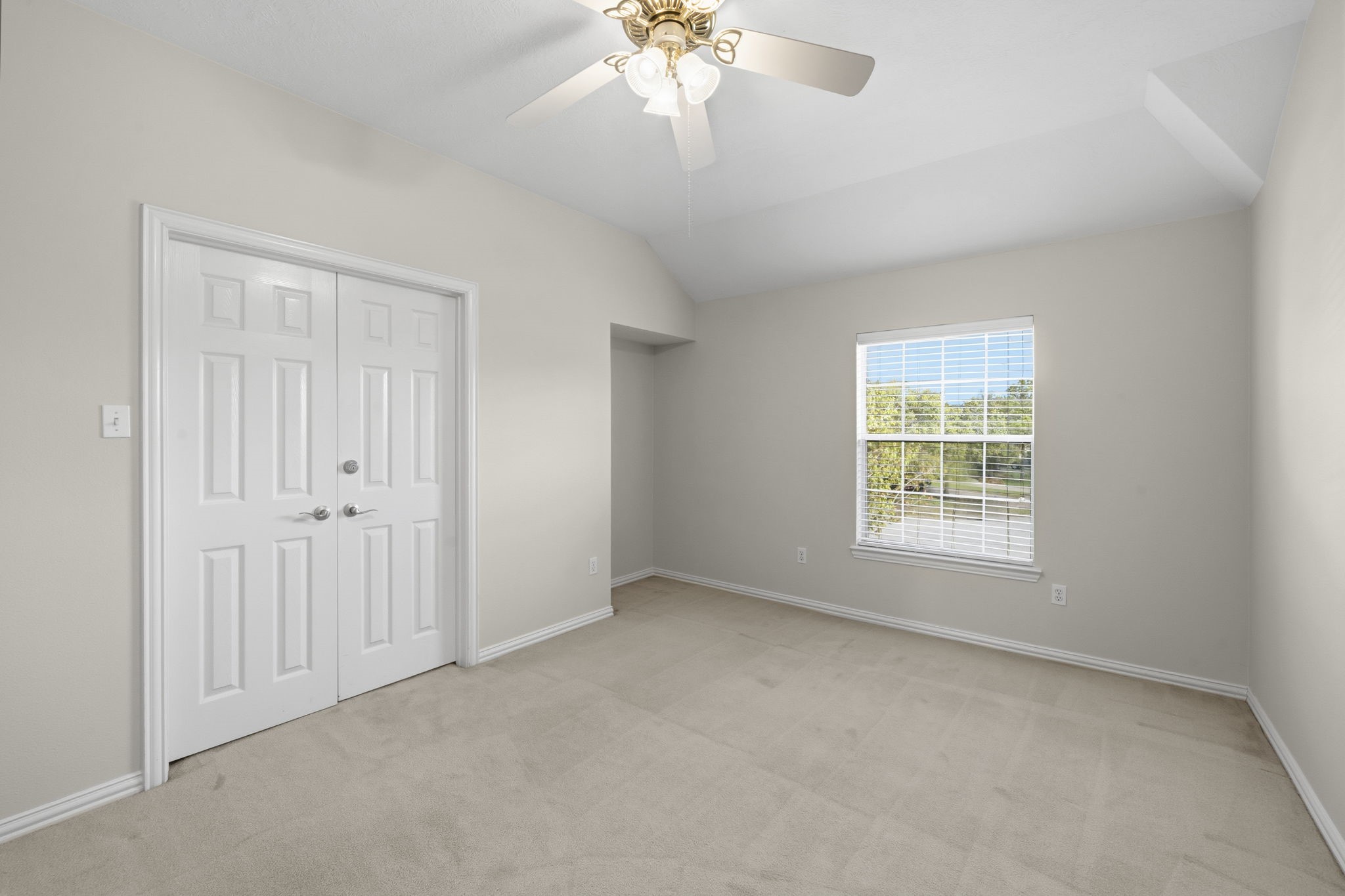 10103 Lazy Lagoon Property Photo 28