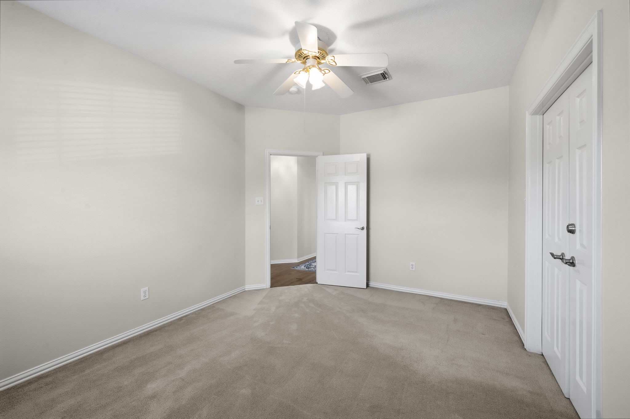 10103 Lazy Lagoon Property Photo 31