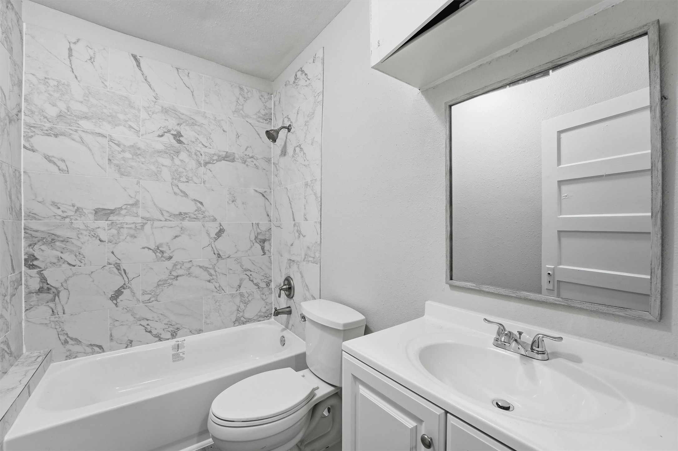 811 W Broad Street Property Photo 18
