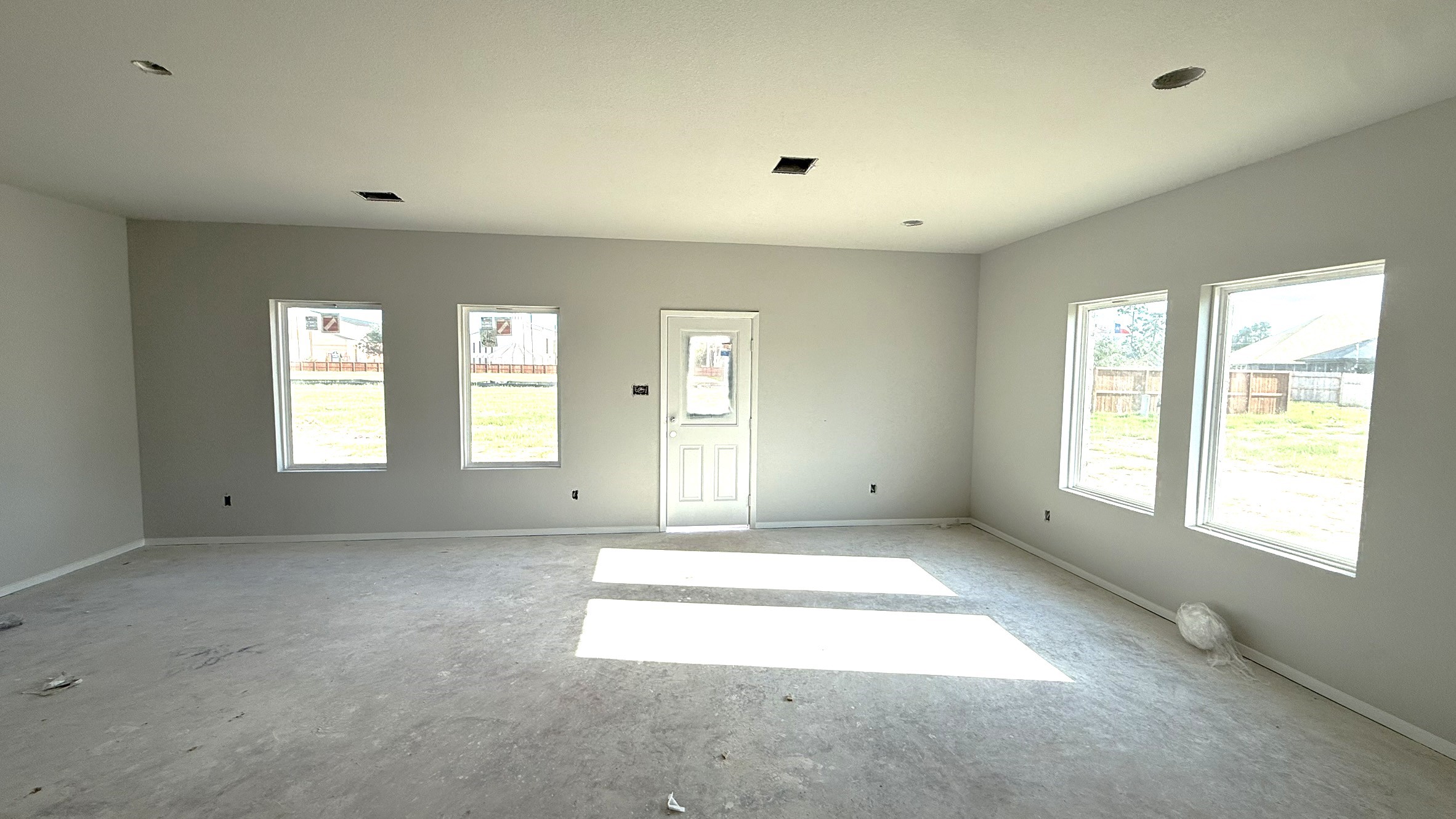 5211 Grace Sunshine Property Photo 7