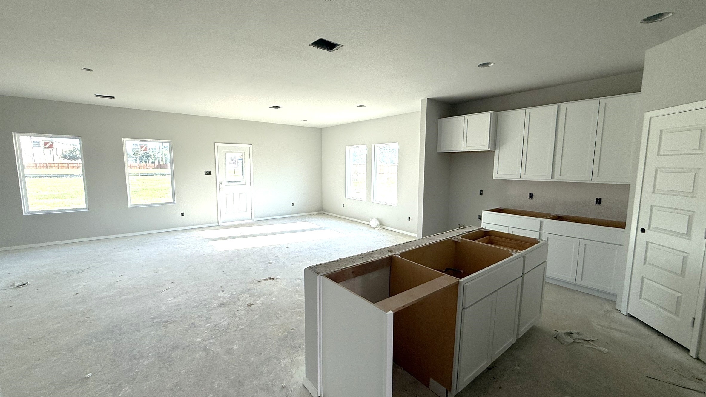 5211 Grace Sunshine Property Photo 8