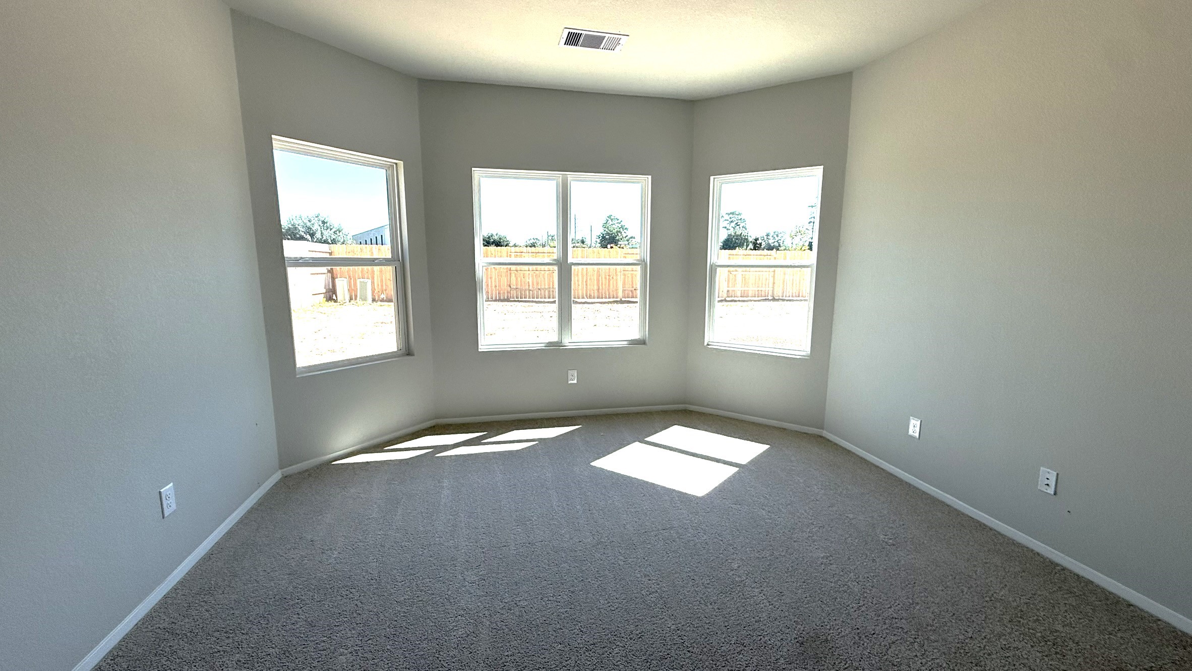 5211 Grace Sunshine Property Photo 11