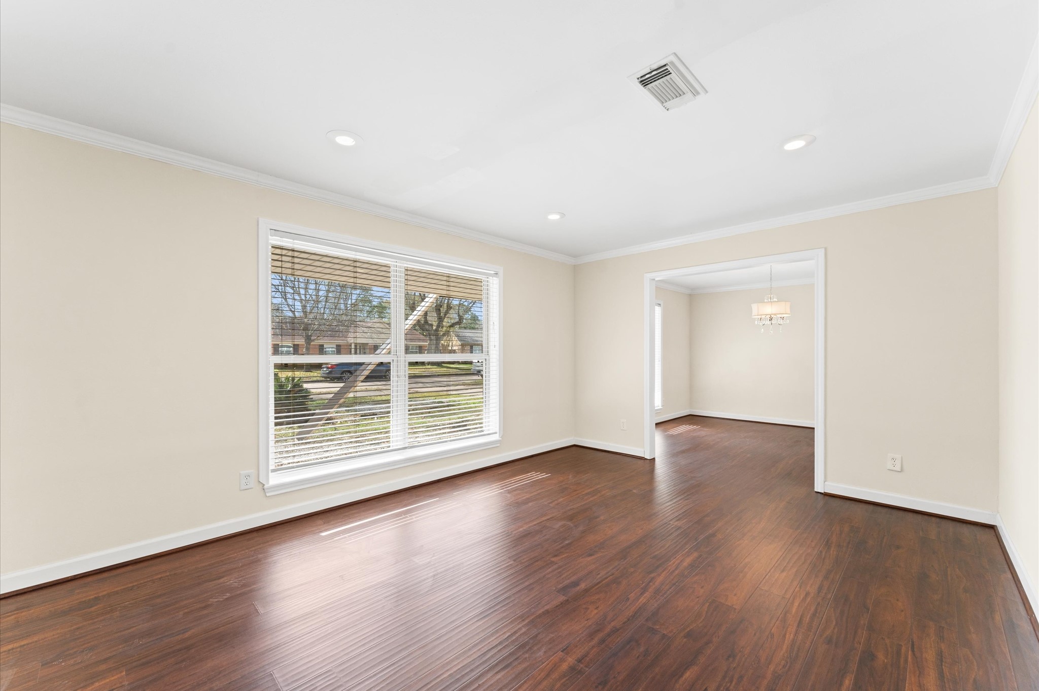 6026 Mcknight Street Property Photo 6
