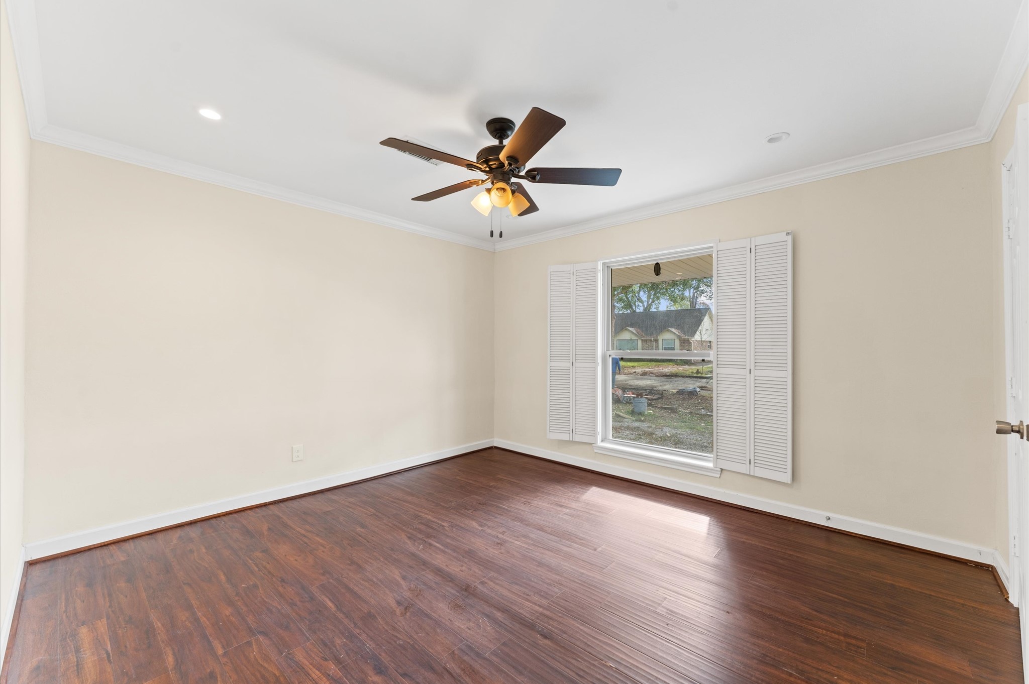 6026 Mcknight Street Property Photo 7