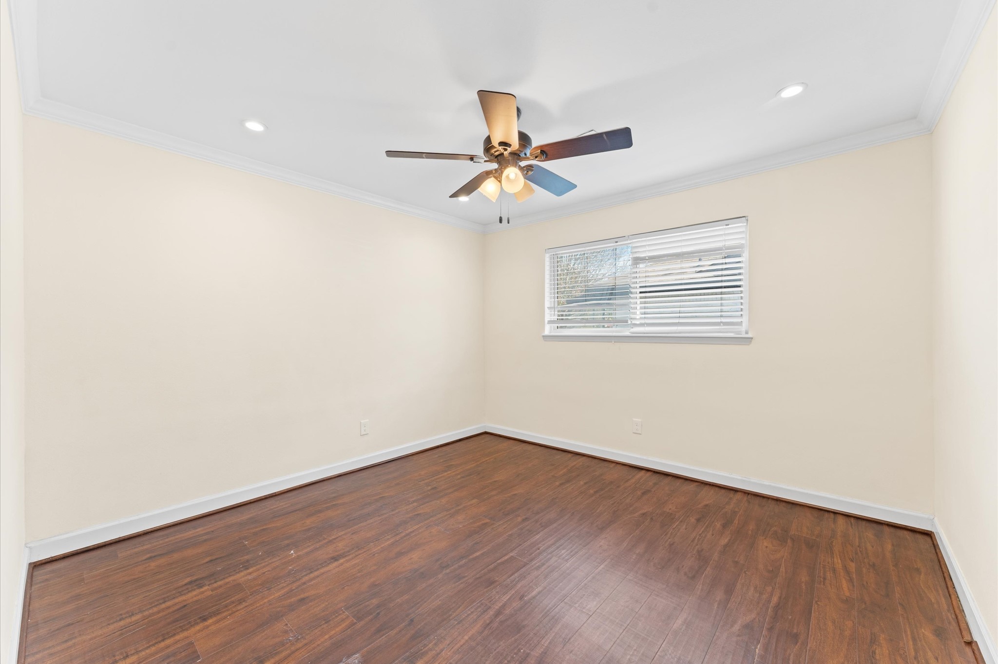 6026 Mcknight Street Property Photo 9