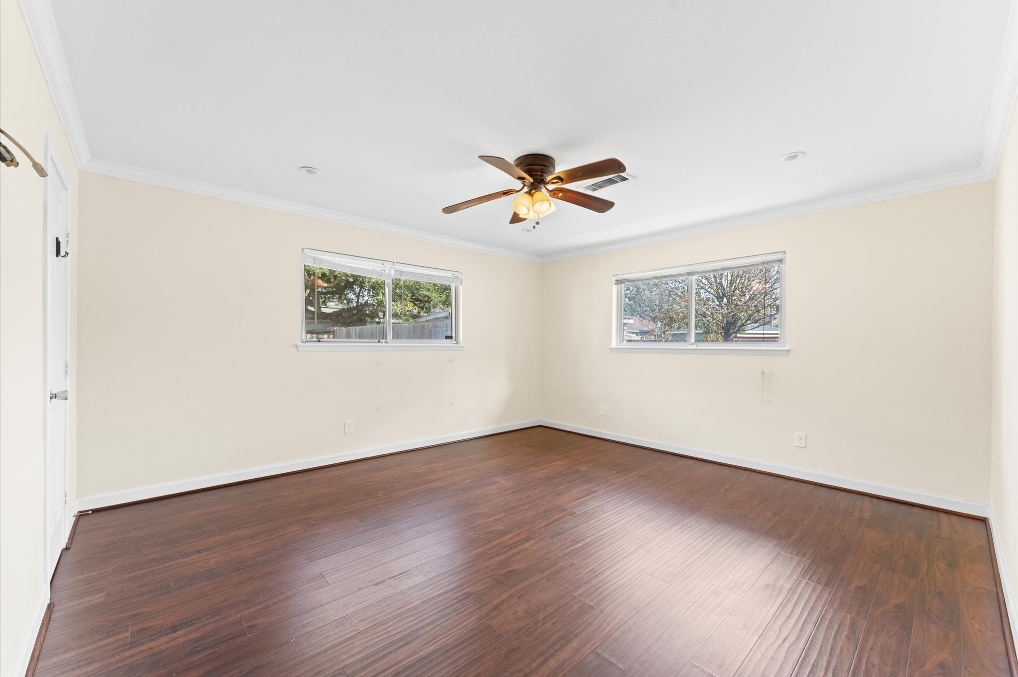 6026 Mcknight Street Property Photo 10