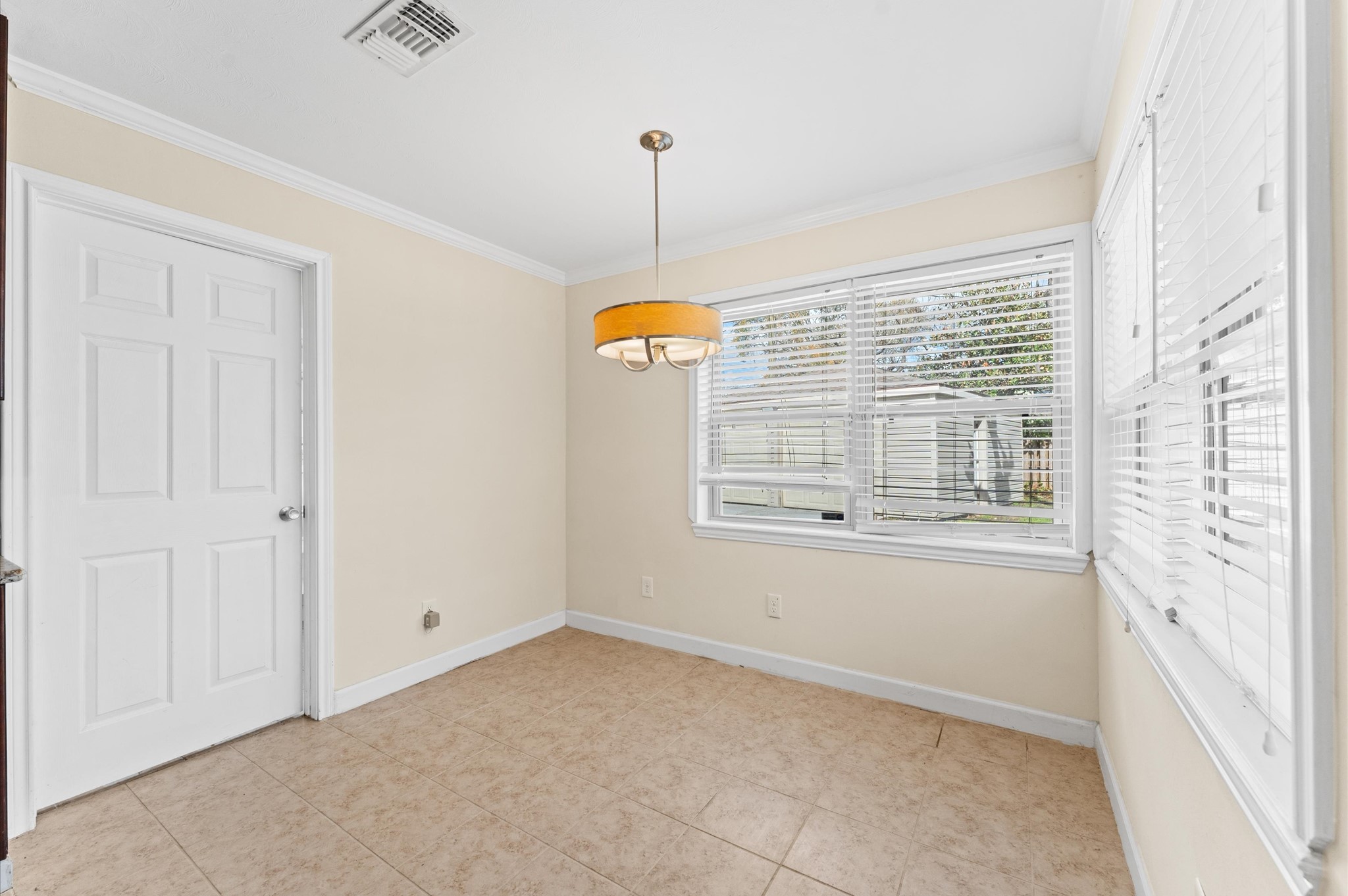 6026 Mcknight Street Property Photo 16