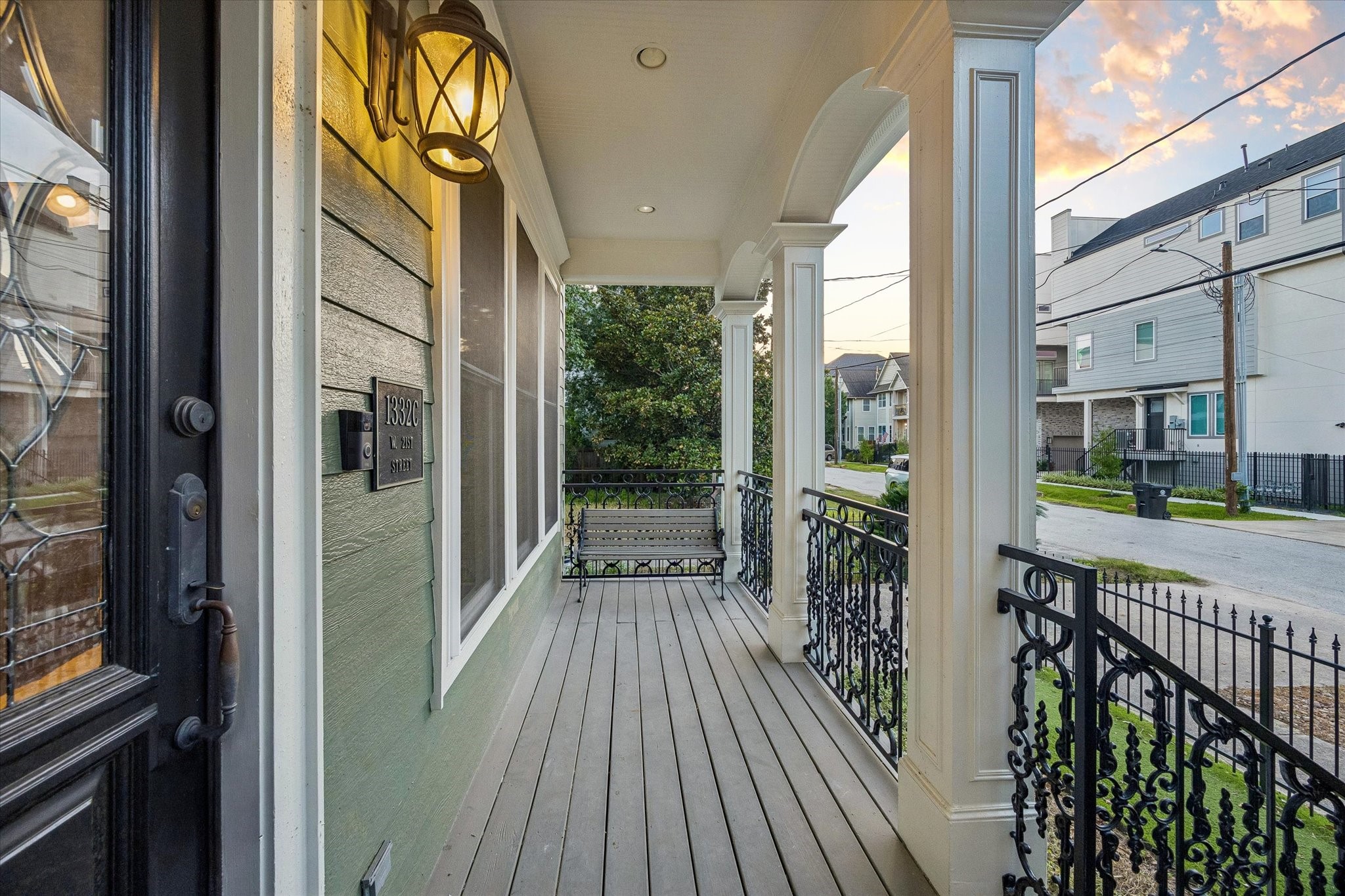 1332 W 21st Street C Property Photo 3
