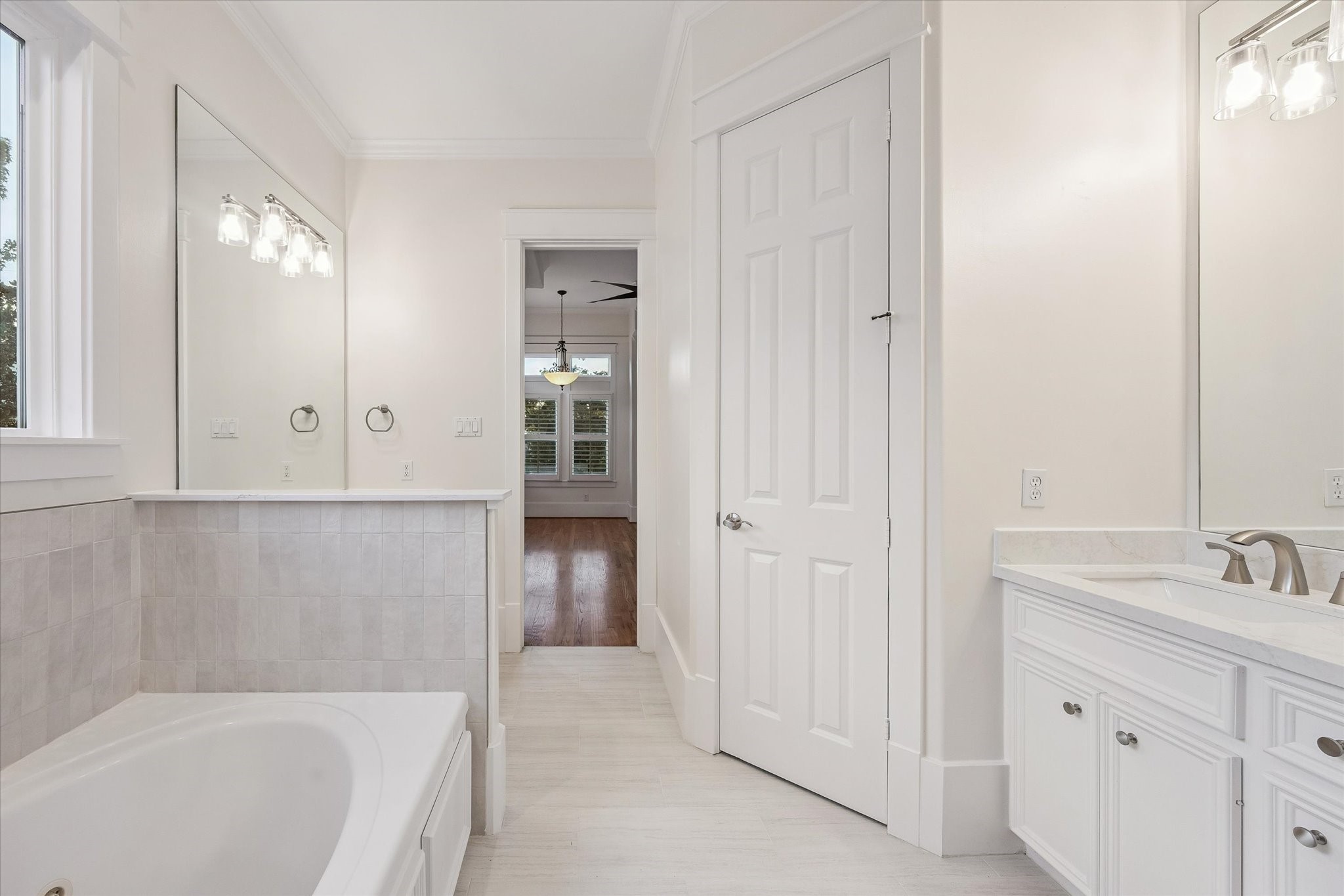 1332 W 21st Street C Property Photo 29