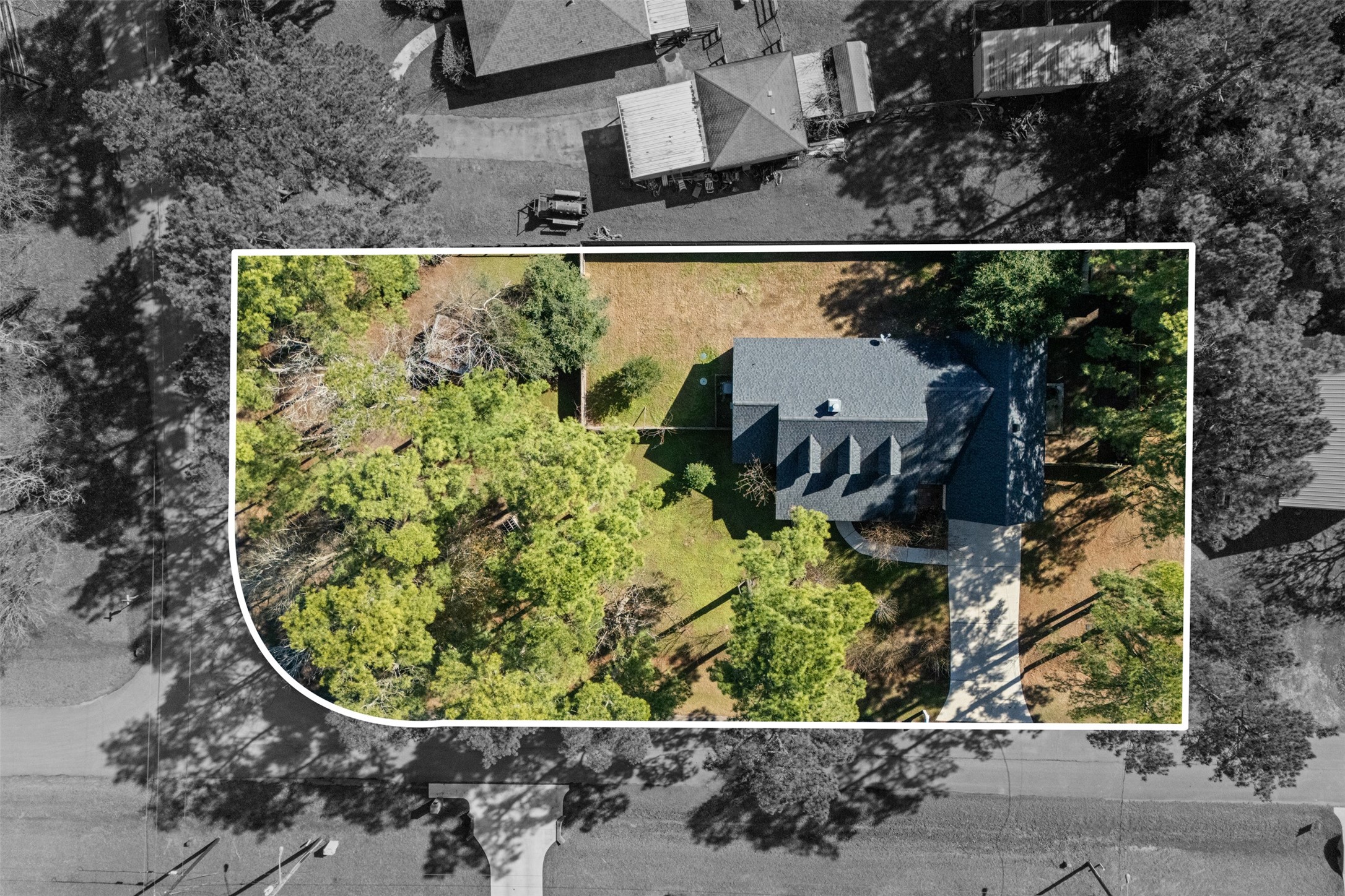 40614 Rolling Forest Drive Property Photo 4