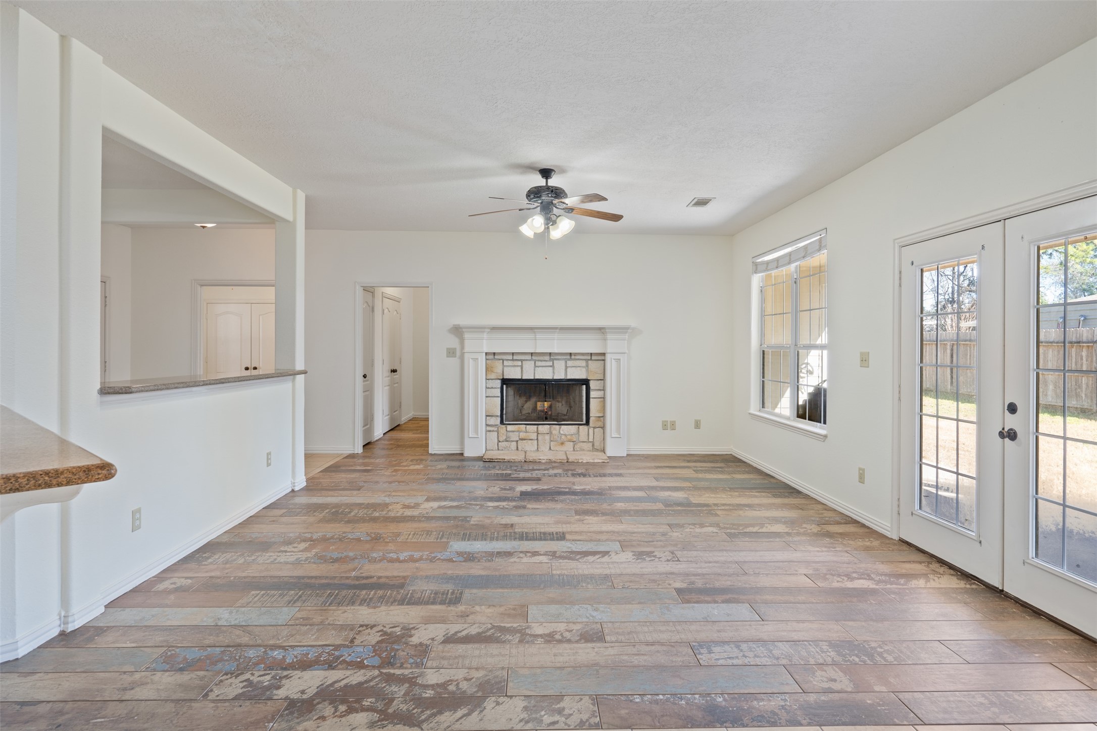 40614 Rolling Forest Drive Property Photo 10