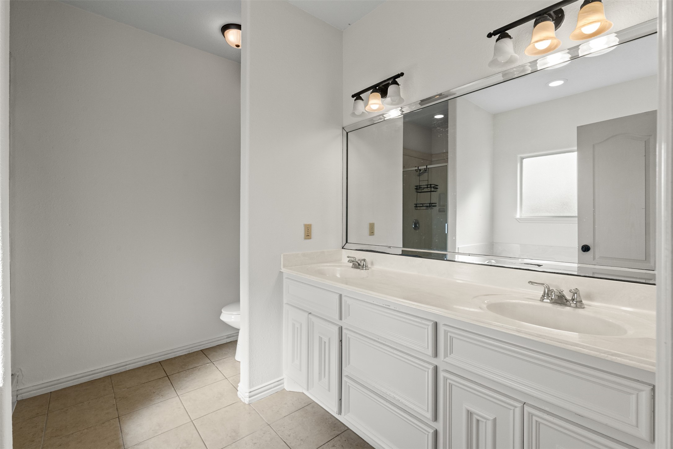 40614 Rolling Forest Drive Property Photo 21