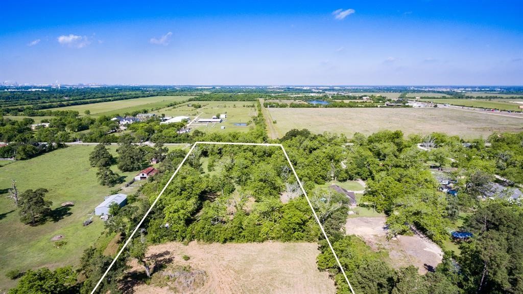 6716 Sjolander Road Property Photo 1