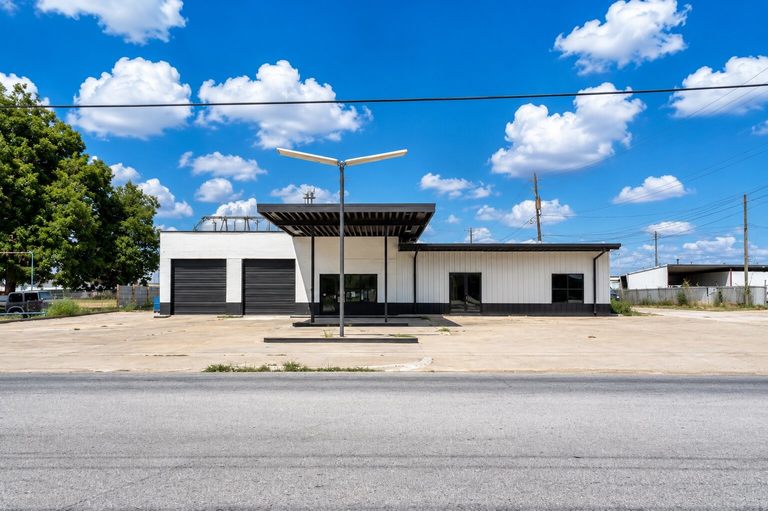 623 N Richmond Road Property Photo 3