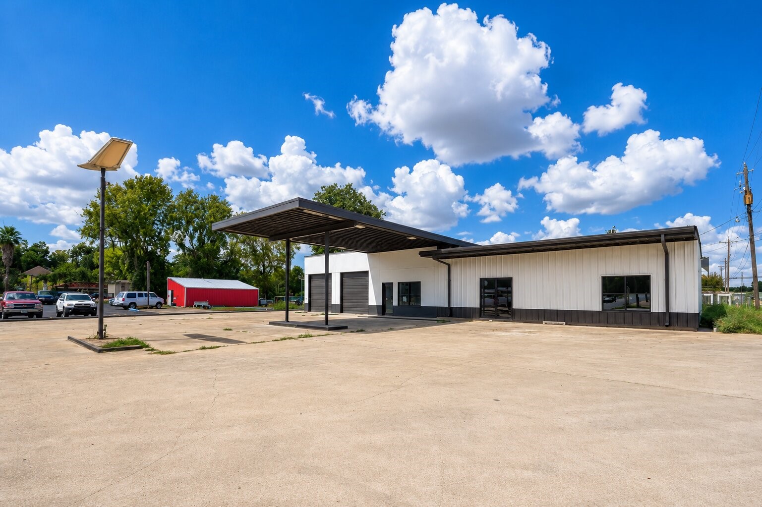 623 N Richmond Road Property Photo 4