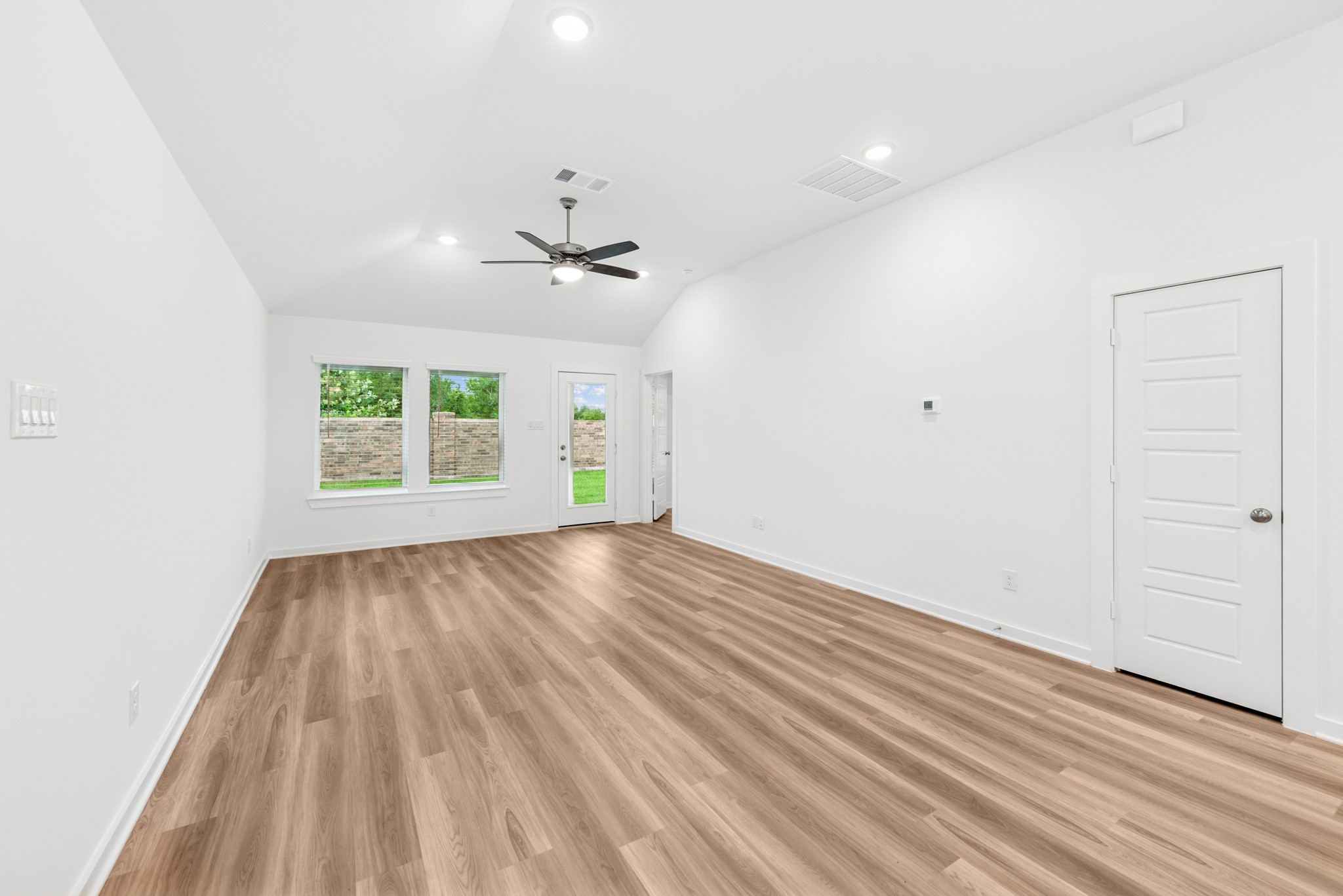 5815 Sunrise Bottom Lane Property Photo 12