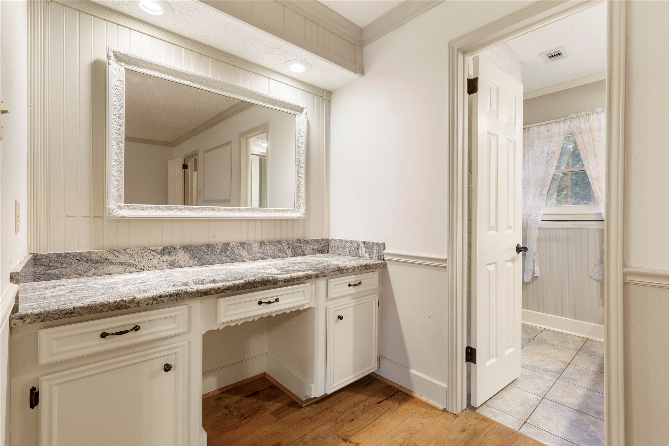 8215 Winding Hill Lane Property Photo 30