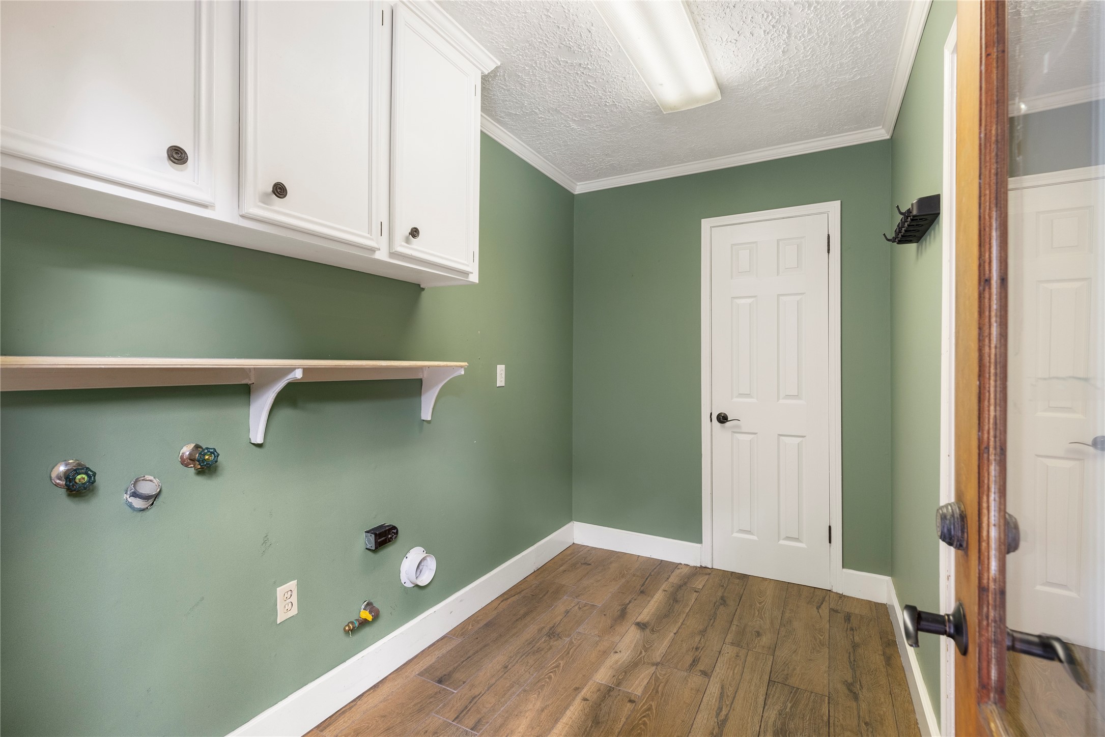 8215 Winding Hill Lane Property Photo 37