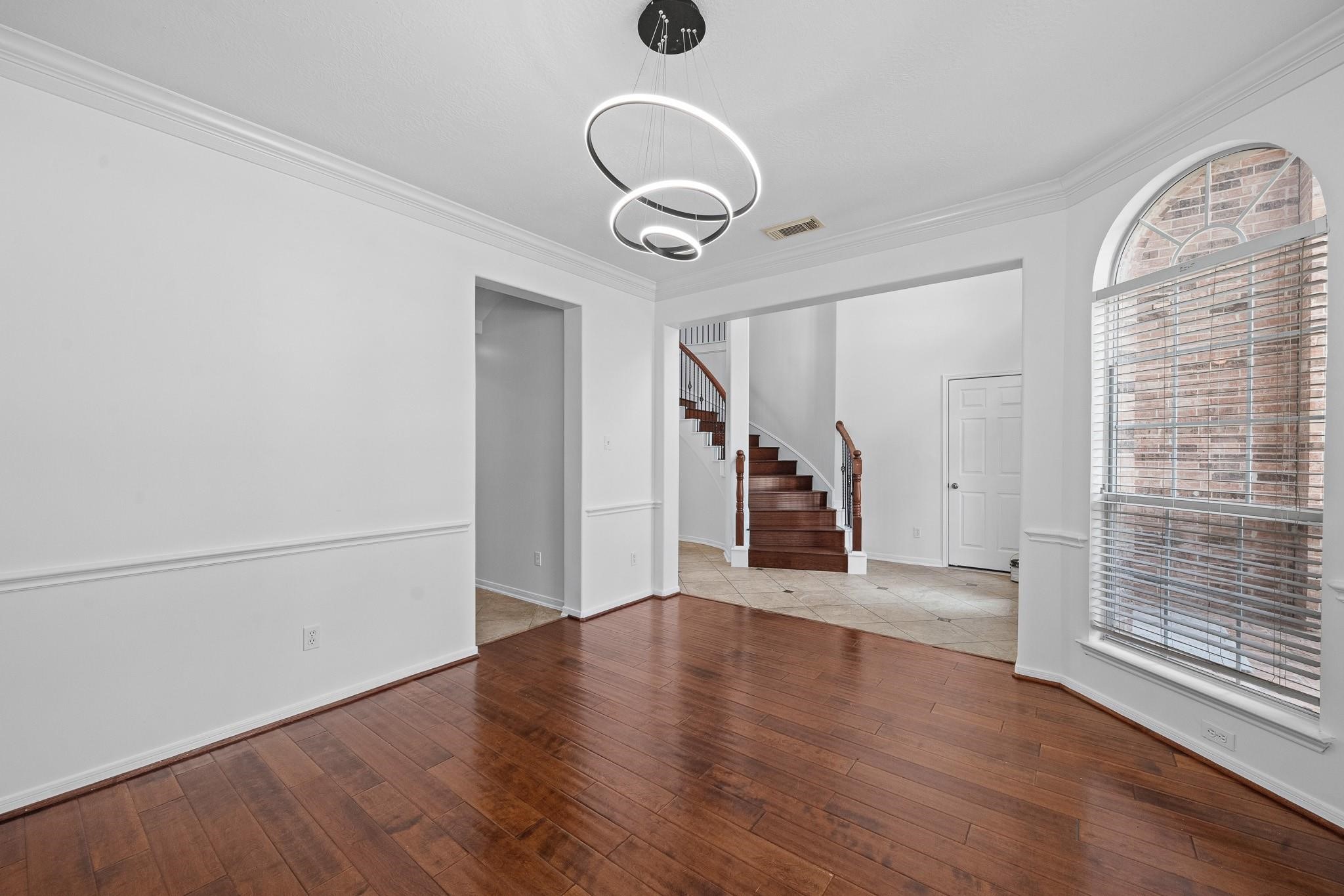 9422 Shelbourne Meadows Drive Property Photo 7