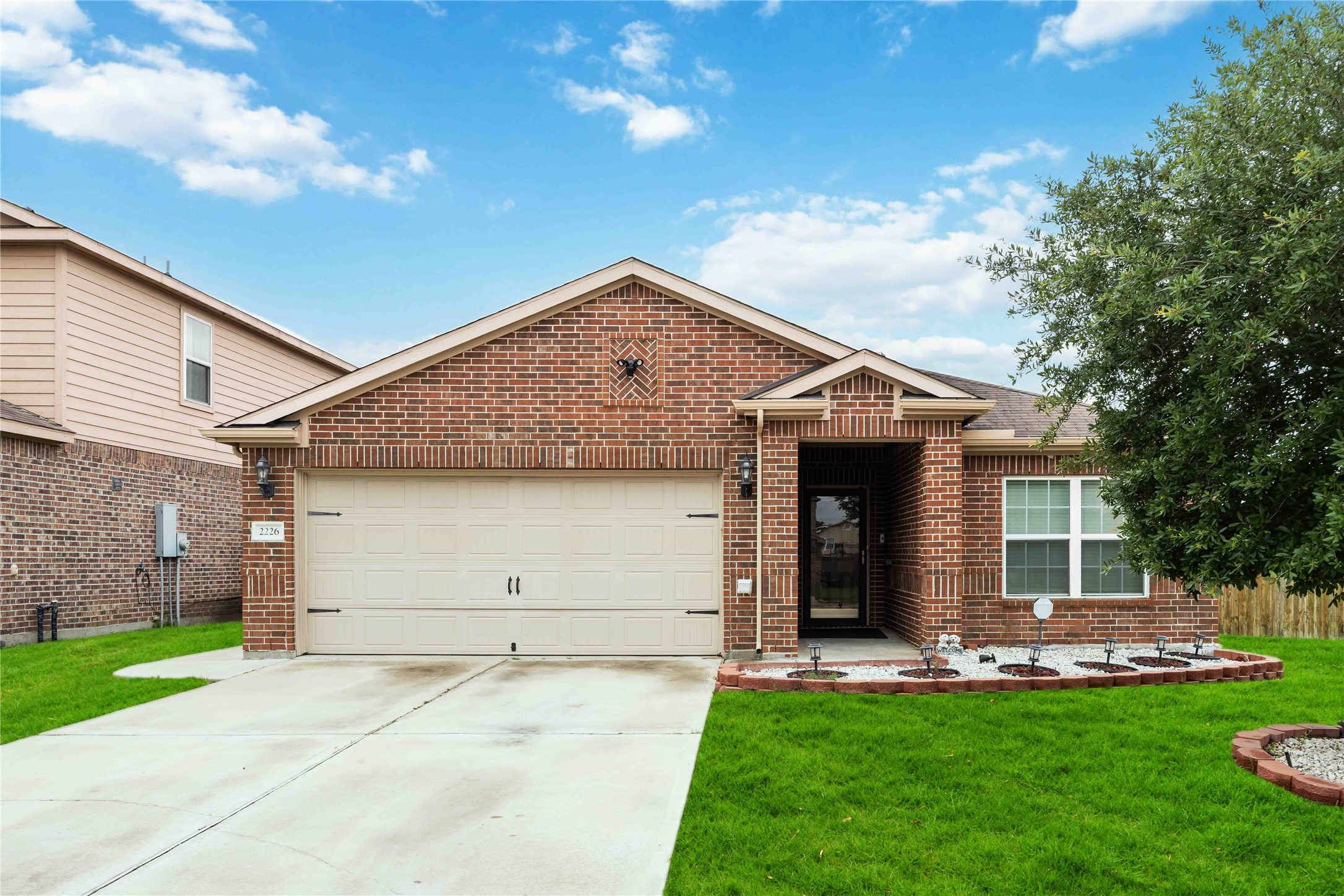 2226 Sandy Sea Road Property Photo 1