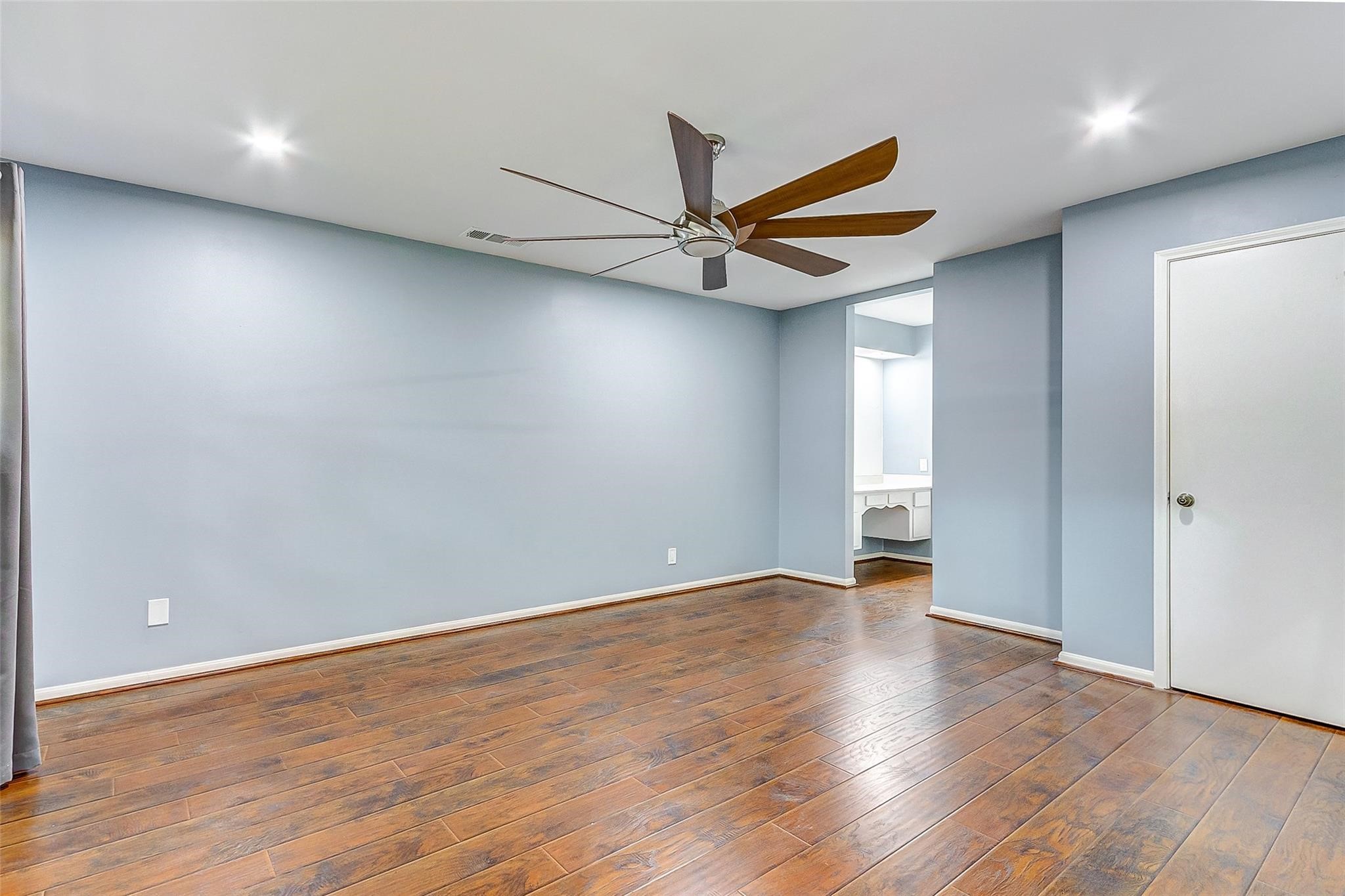 122 Camellia Street Property Photo 14