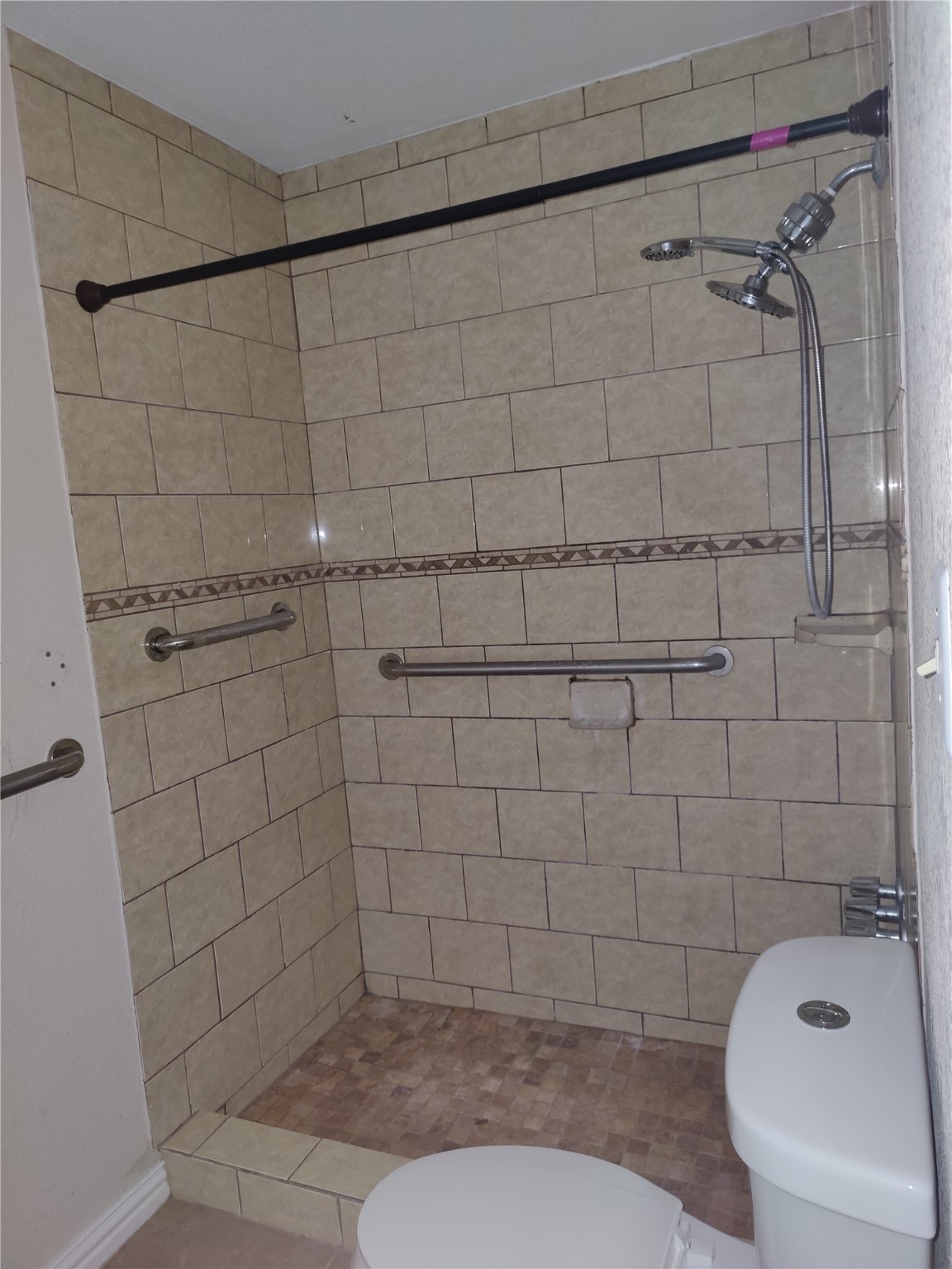 6714 Underhill Street Property Photo 15