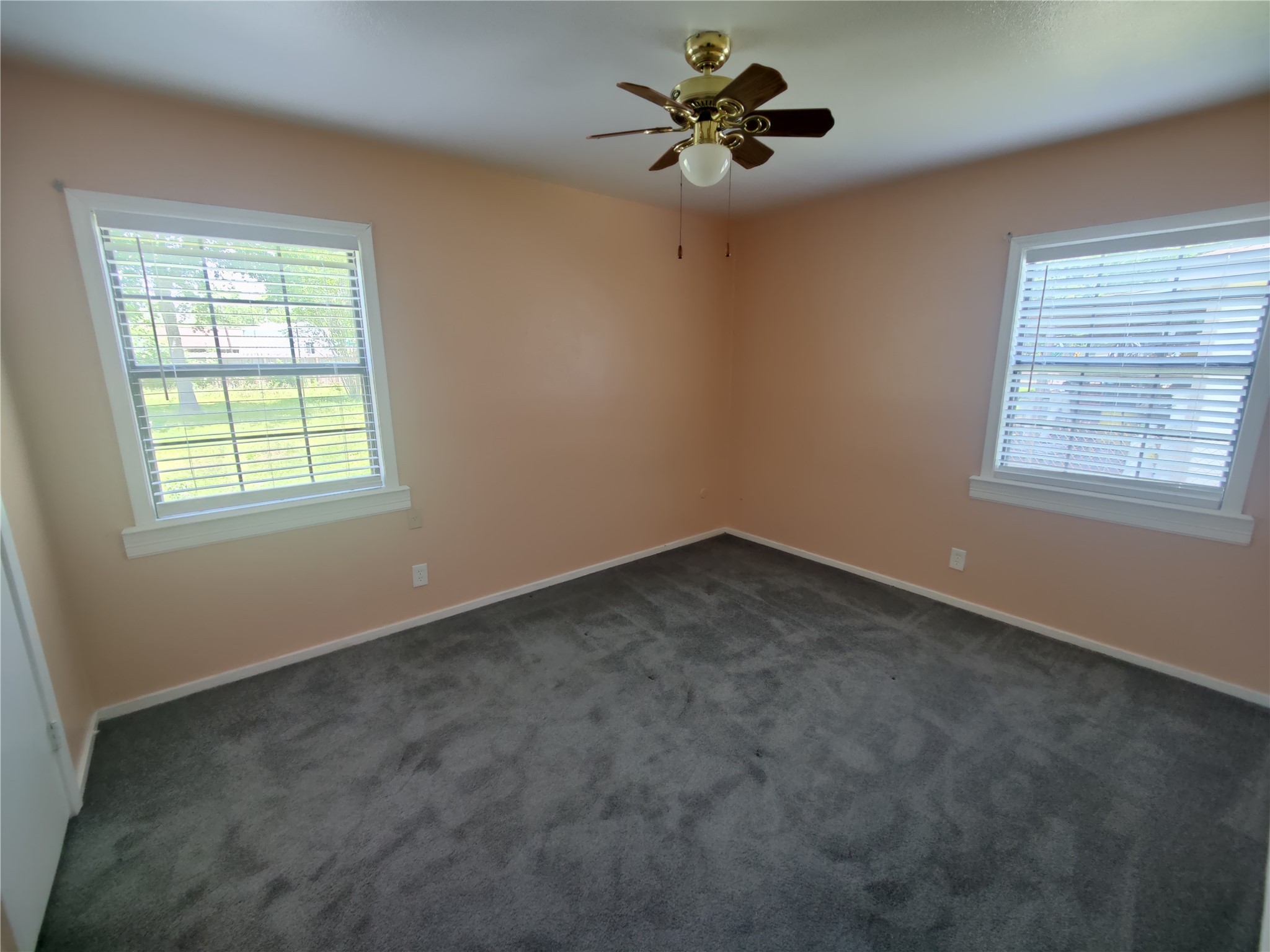 6714 Underhill Street Property Photo 28