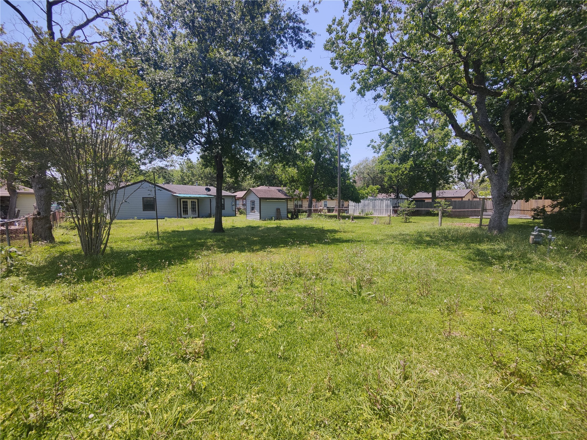 6714 Underhill Street Property Photo 33