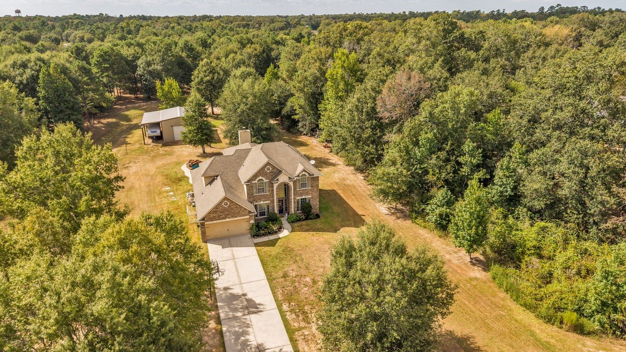 9061 Water Buck Lane Property Photo 9