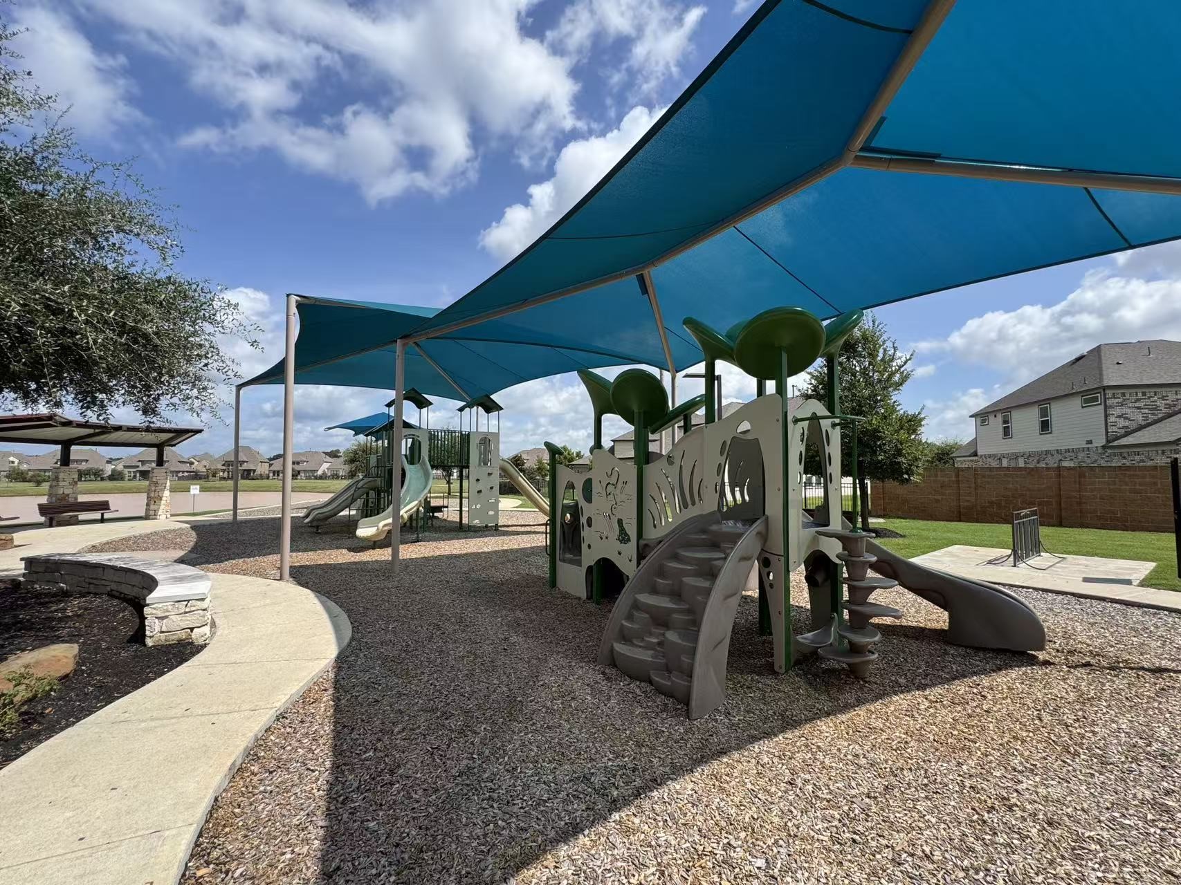 5318 Madeline Grace Drive Property Photo 3