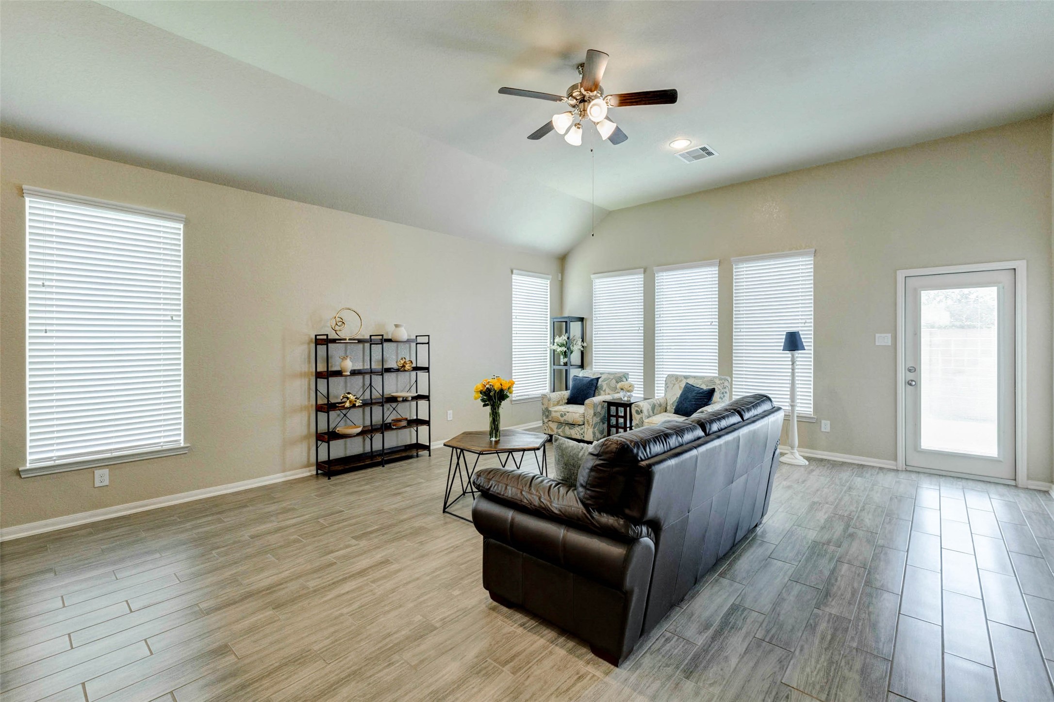 5318 Madeline Grace Drive Property Photo 8