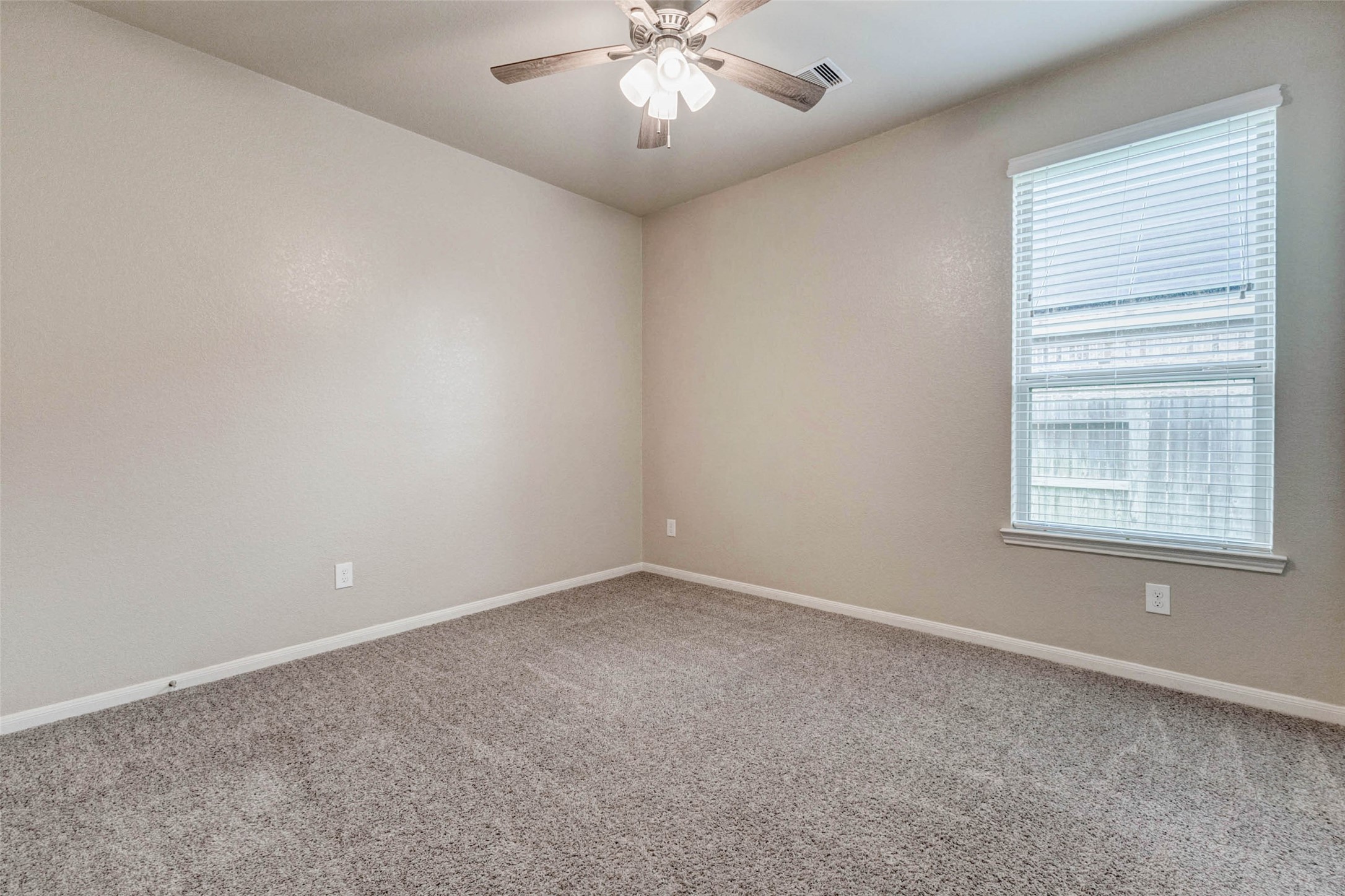 5318 Madeline Grace Drive Property Photo 30