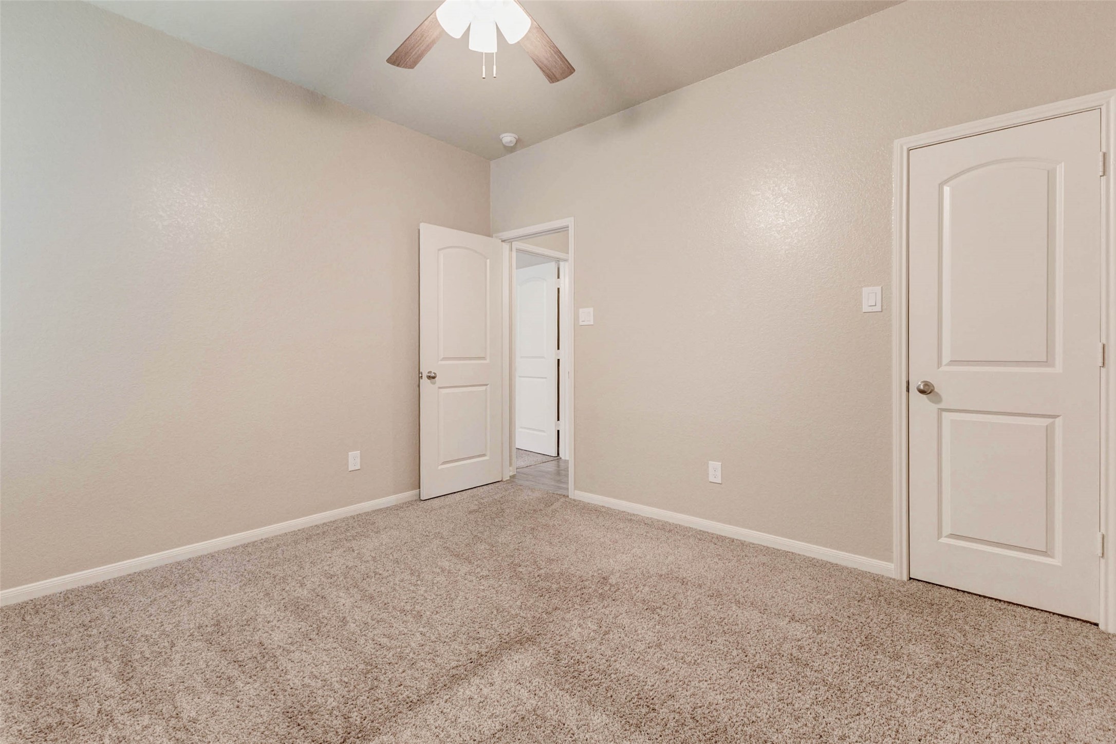 5318 Madeline Grace Drive Property Photo 31