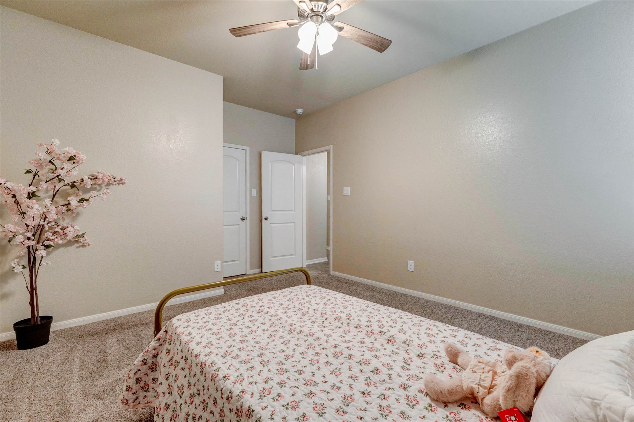 5318 Madeline Grace Drive Property Photo 35