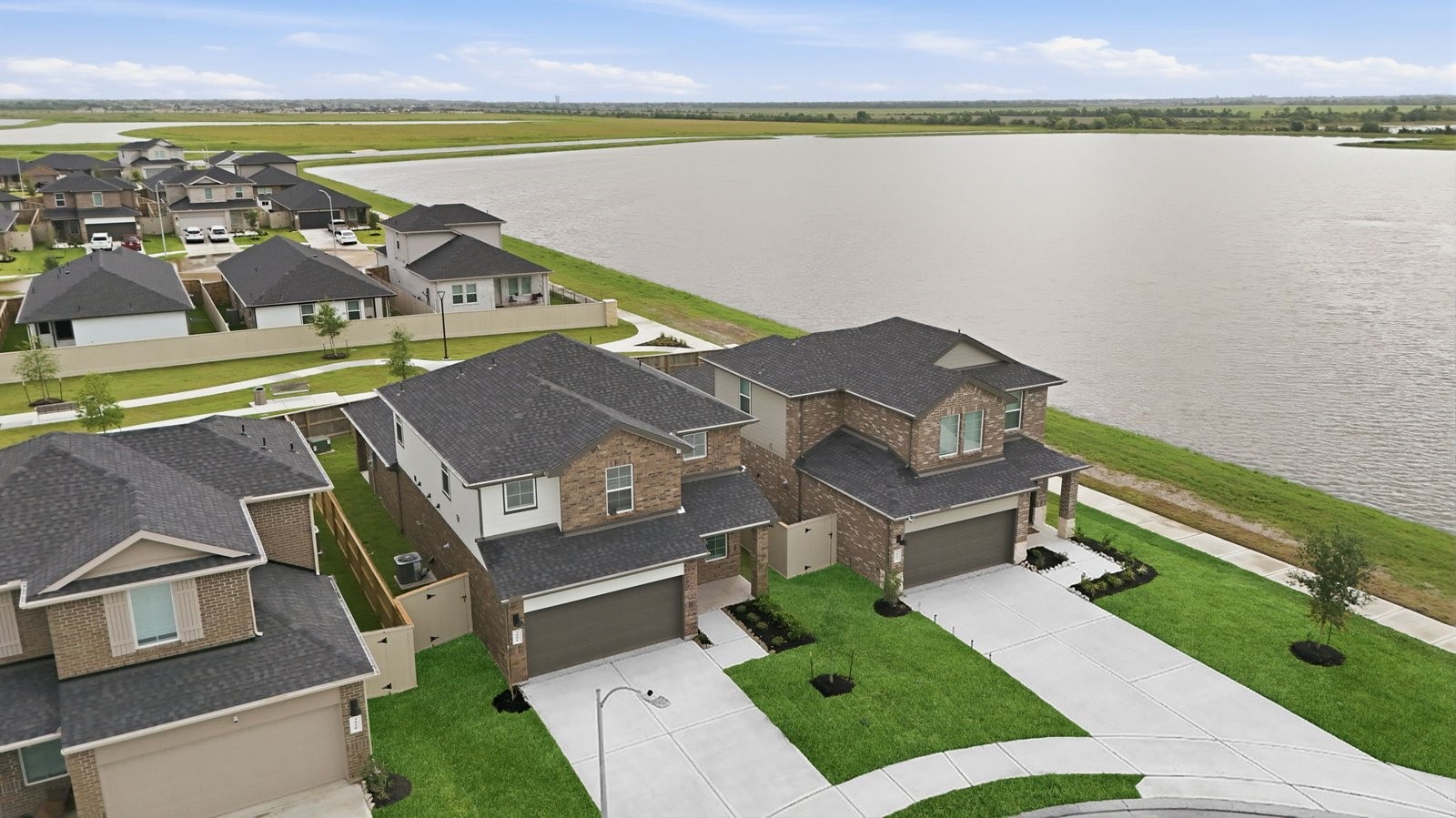 3418 Horseshoe Trail Lane Property Photo 3