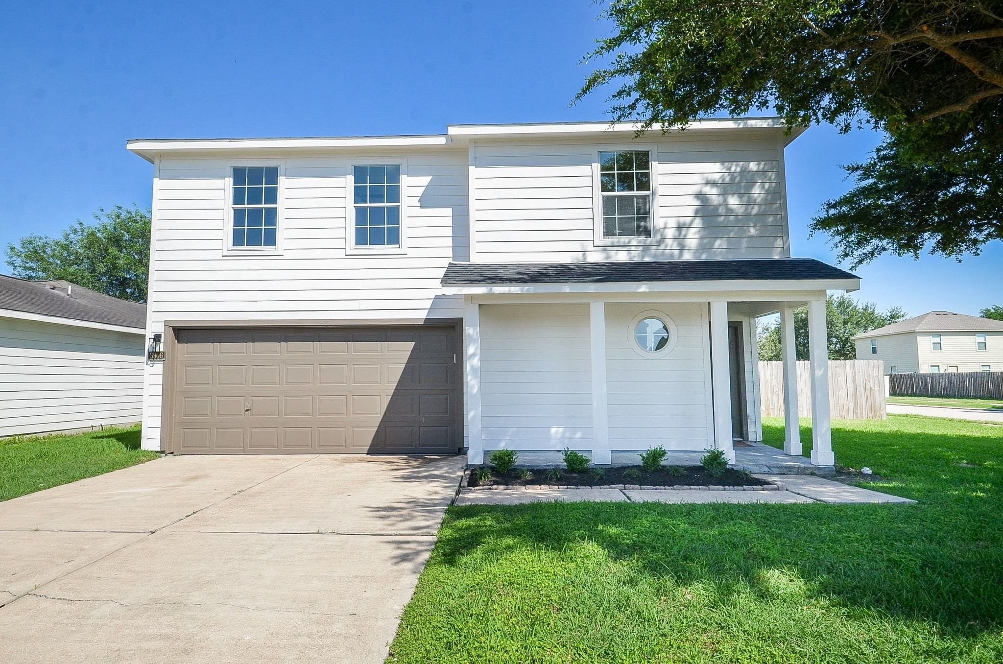 3906 Hollow Cove Lane Property Photo 1