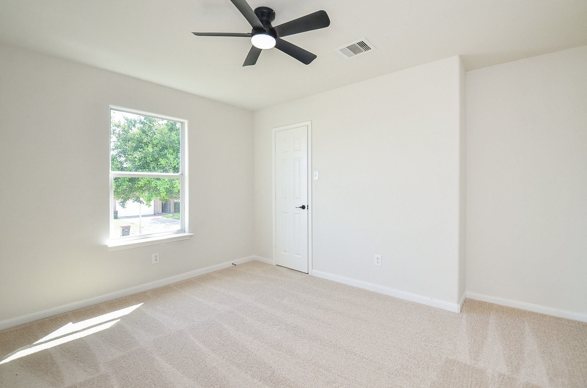 3906 Hollow Cove Lane Property Photo 26