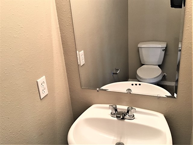 7707 Atwood Manor Court Property Photo 7