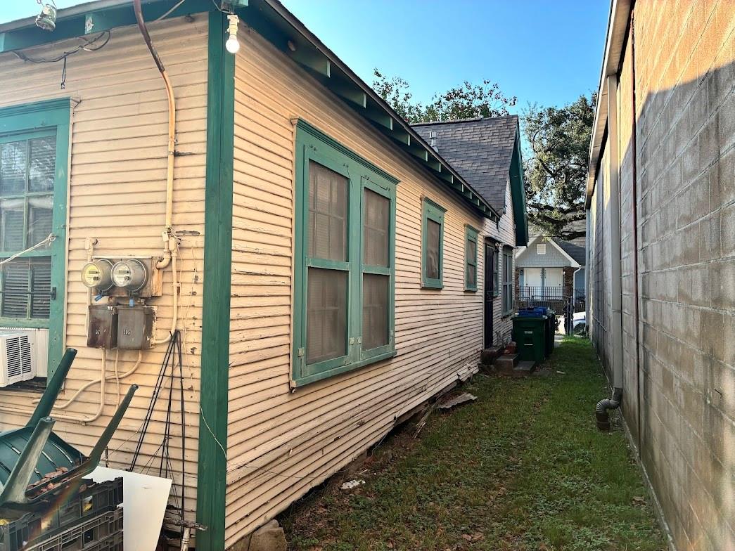 305 Eastwood Street, Houston Tx 77011 Property Photo 22
