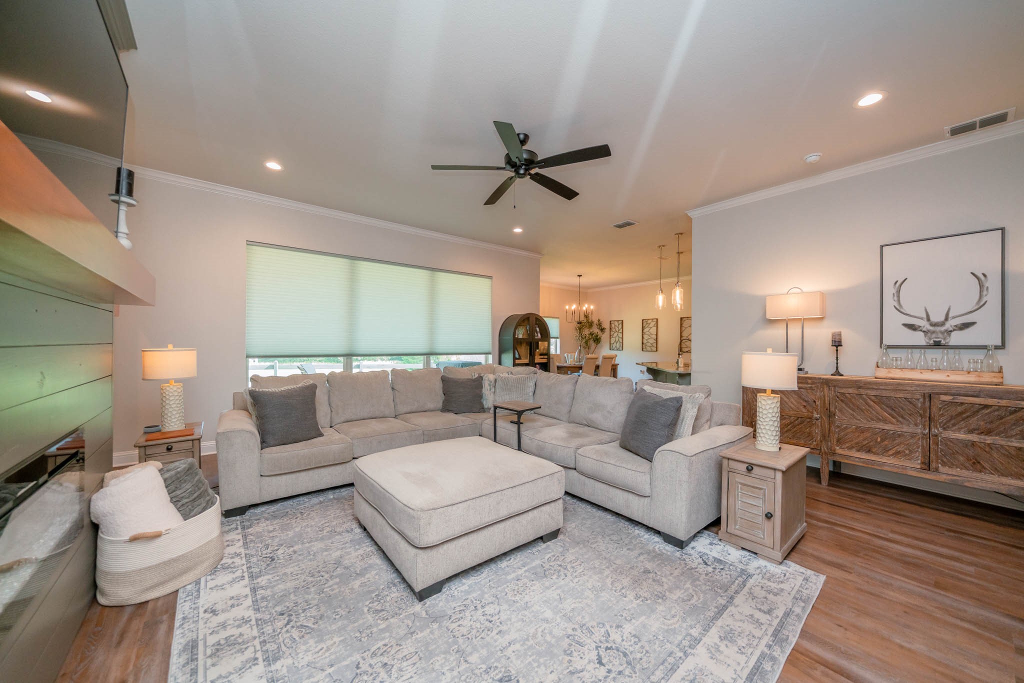 4523 Lone Oak Ln Property Photo 6