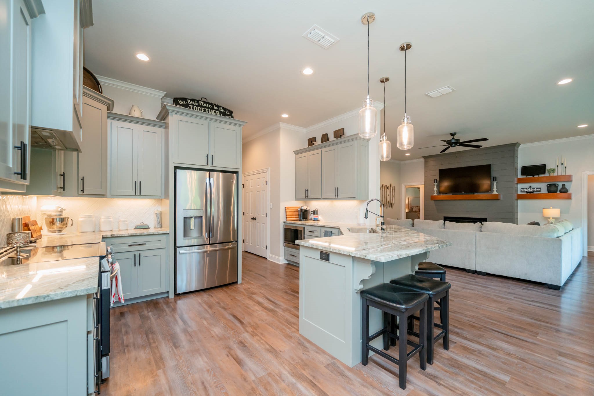 4523 Lone Oak Ln Property Photo 17