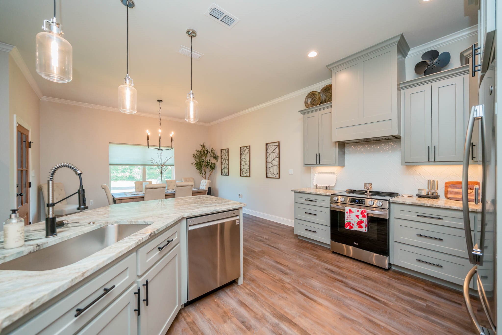 4523 Lone Oak Ln Property Photo 22