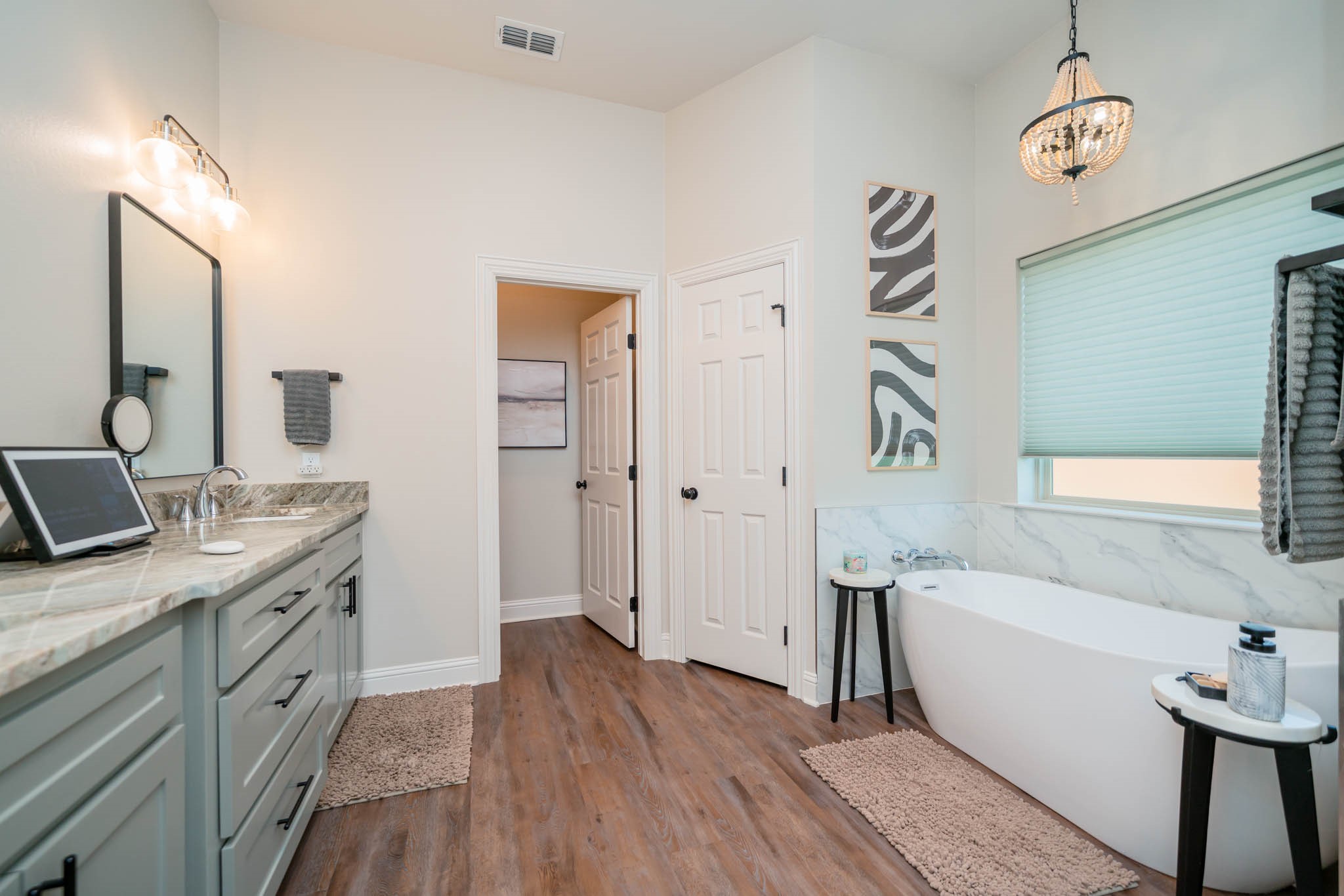 4523 Lone Oak Ln Property Photo 26