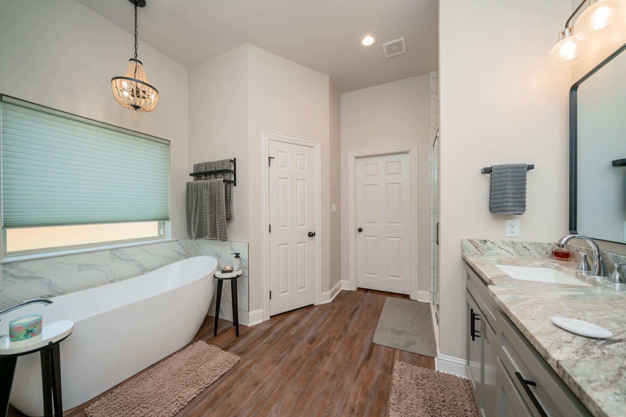 4523 Lone Oak Ln Property Photo 27