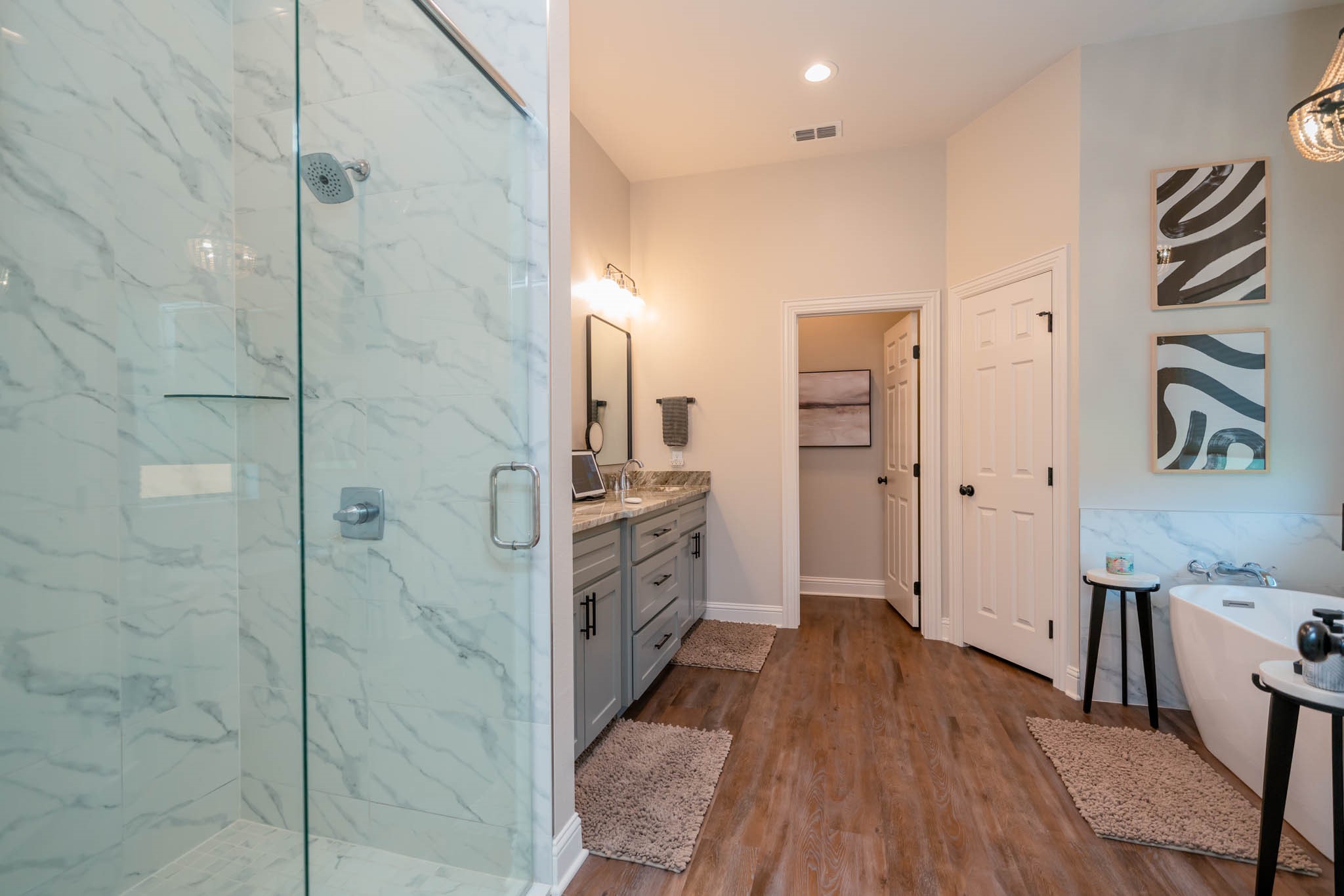 4523 Lone Oak Ln Property Photo 30