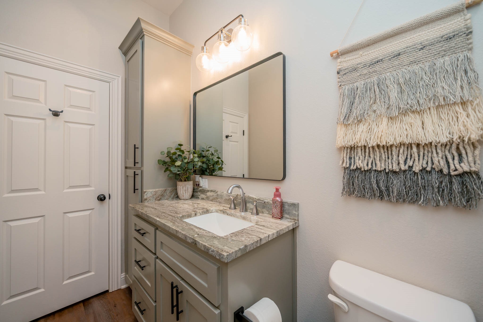 4523 Lone Oak Ln Property Photo 38